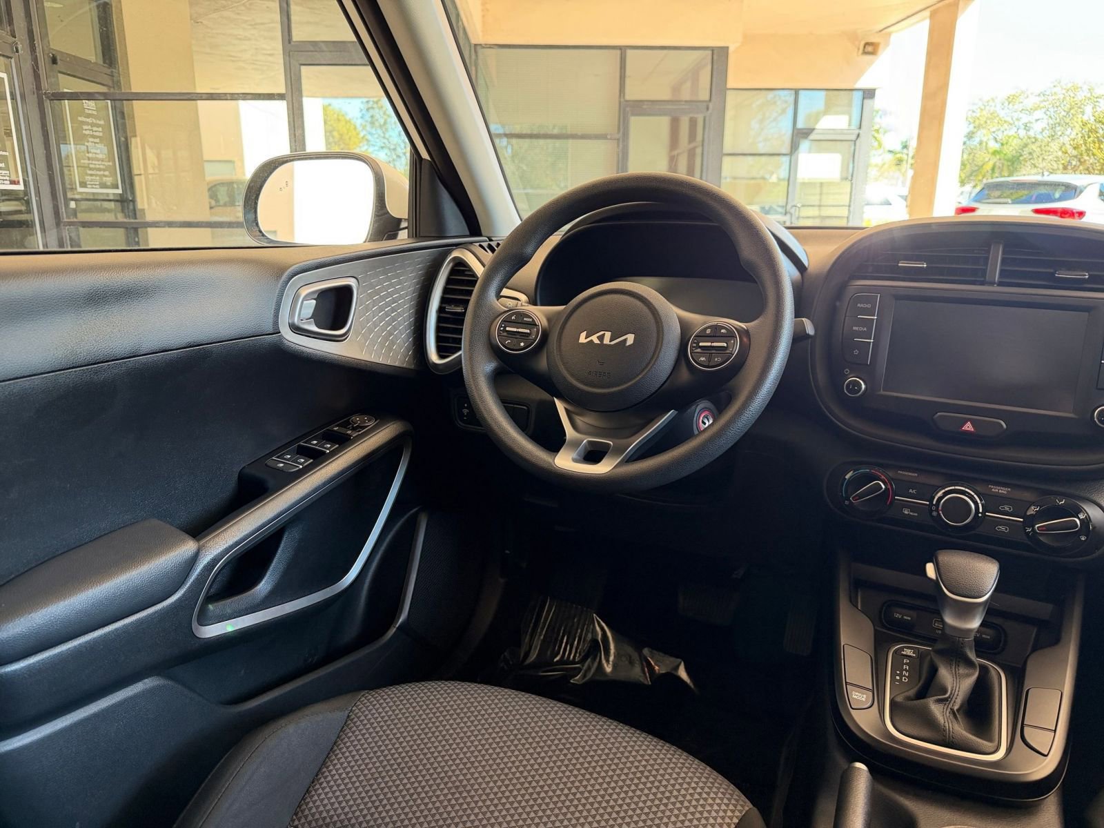 Thumbnail: 2025 Kia Soul - 29