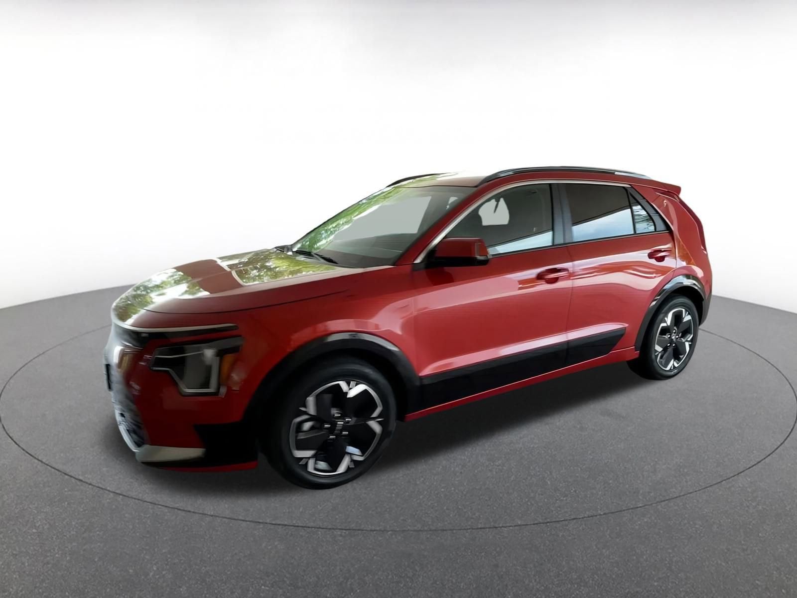Thumbnail: 2023 Kia Niro - 7
