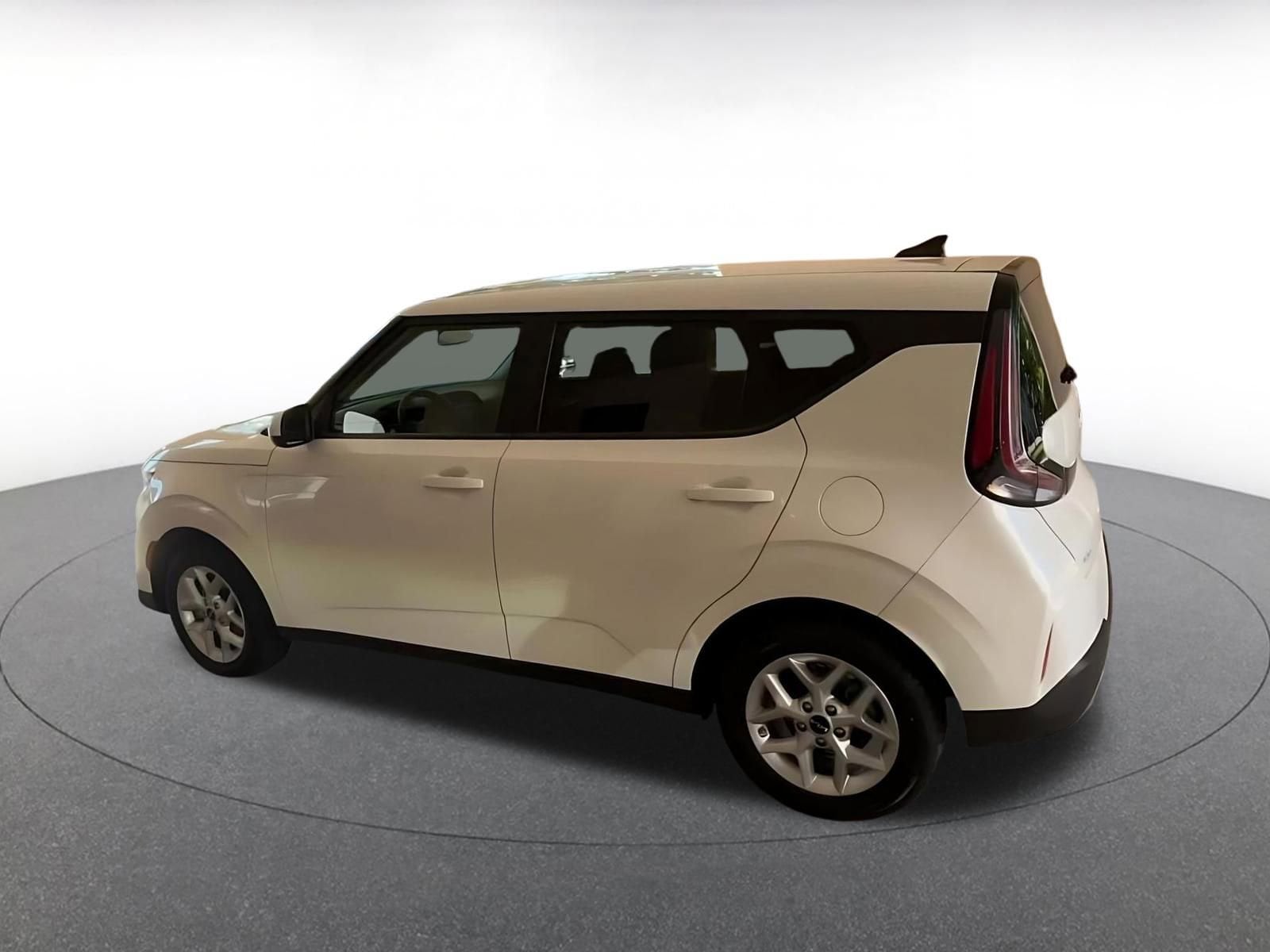 Thumbnail: 2025 Kia Soul - 10