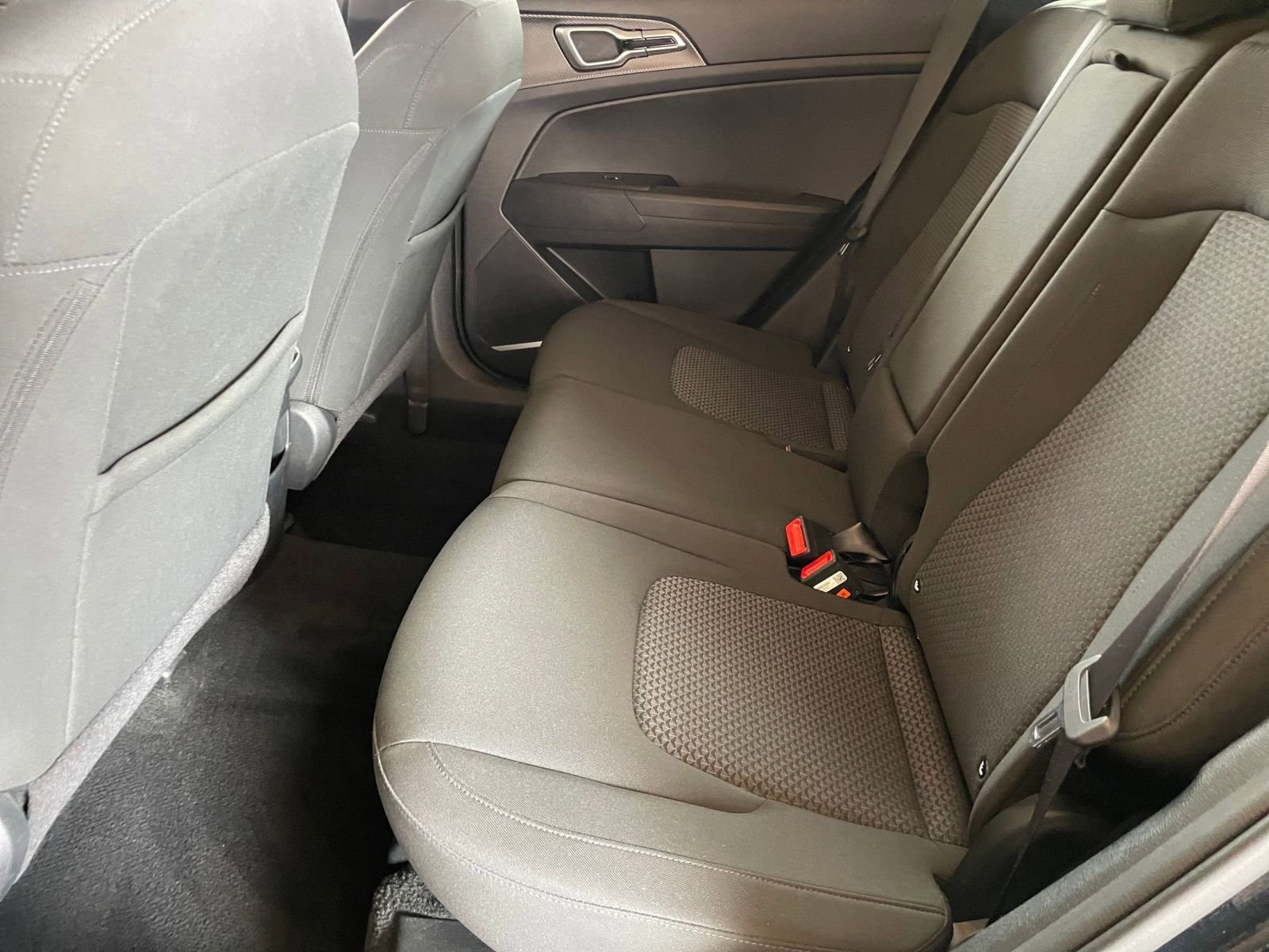 Thumbnail: 2025 Kia Sportage - 24