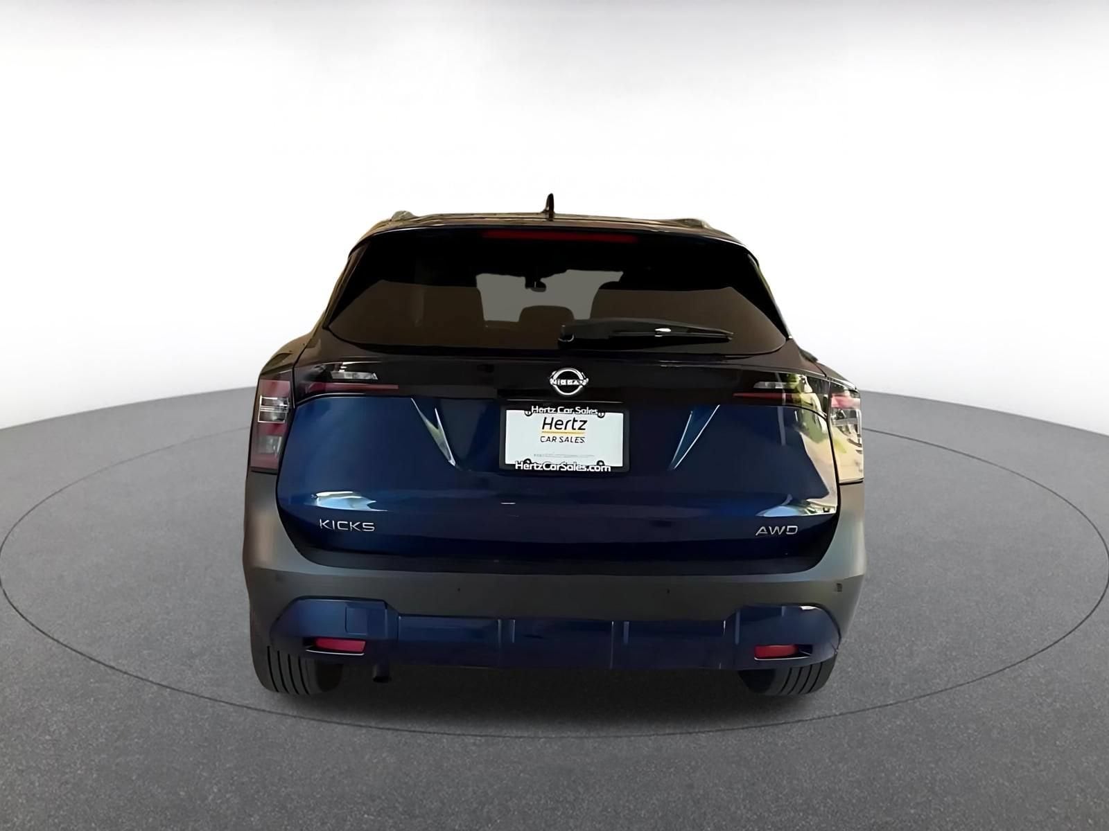 Thumbnail: 2026 Nissan Kicks - 12