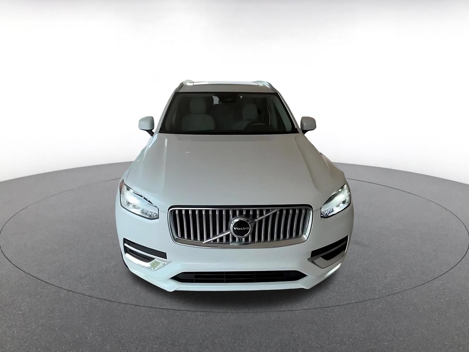 Thumbnail: 2025 Volvo XC90 - 4