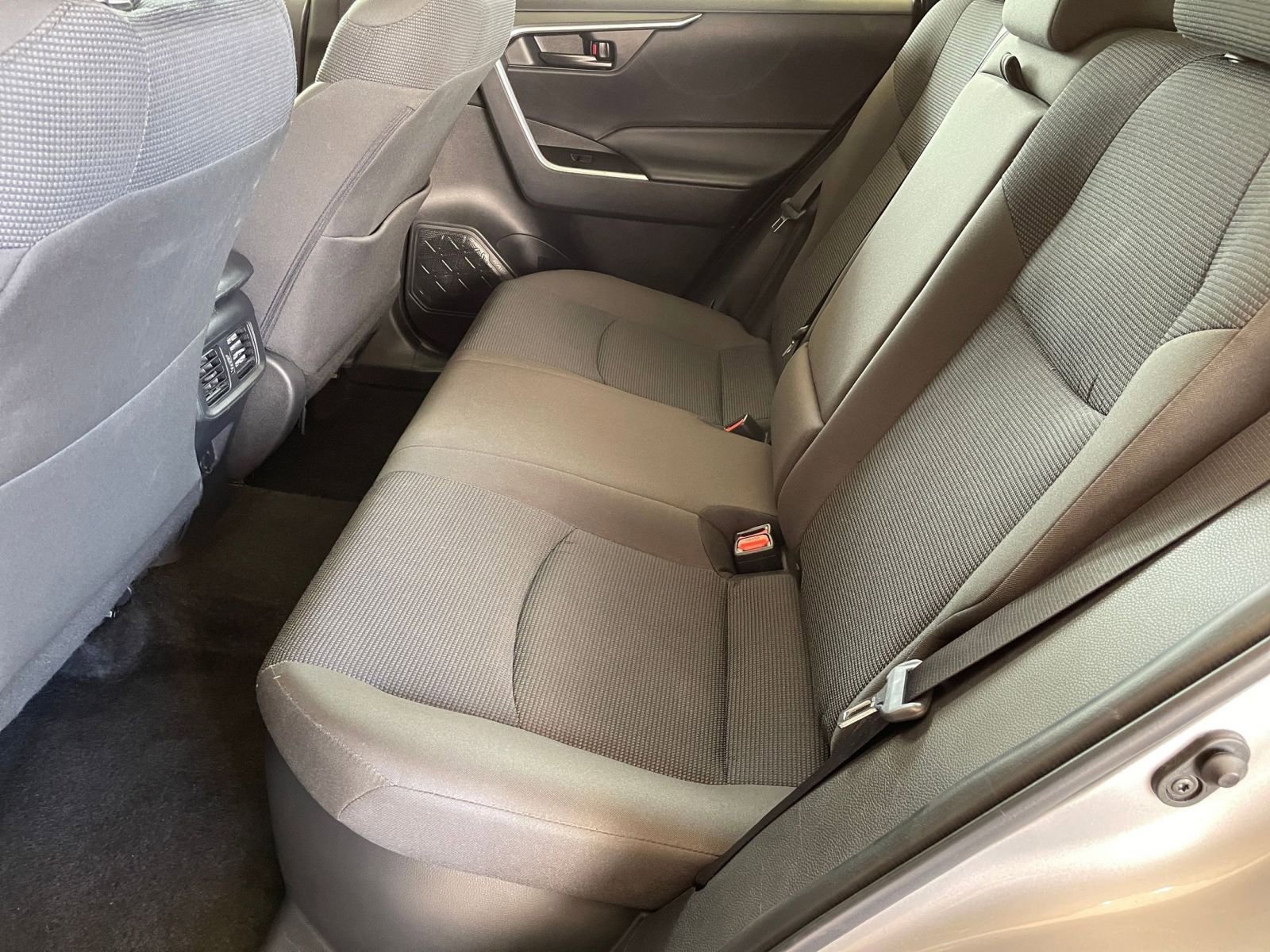 Thumbnail: 2025 Toyota RAV4 - 24