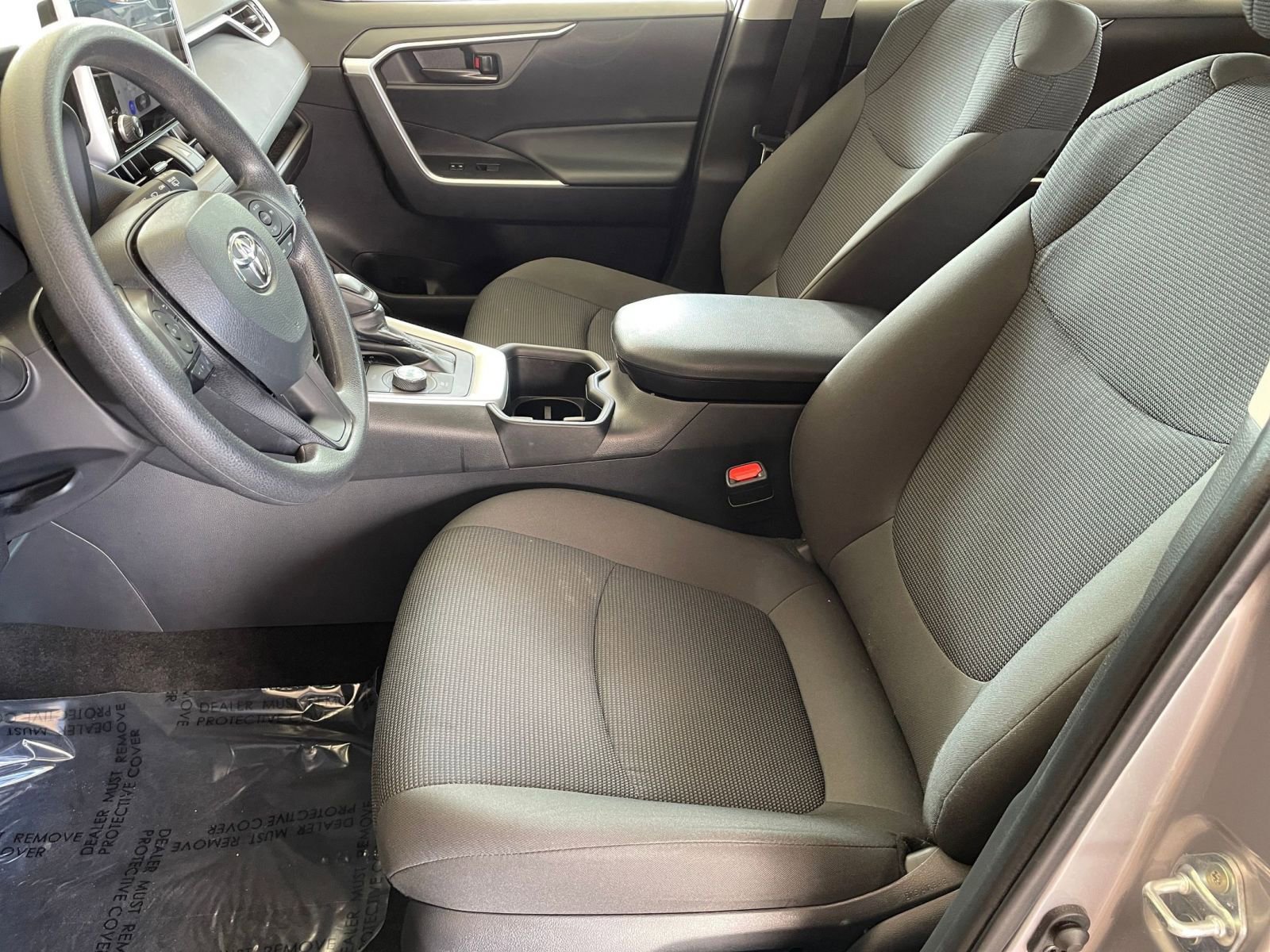 Thumbnail: 2025 Toyota RAV4 - 25