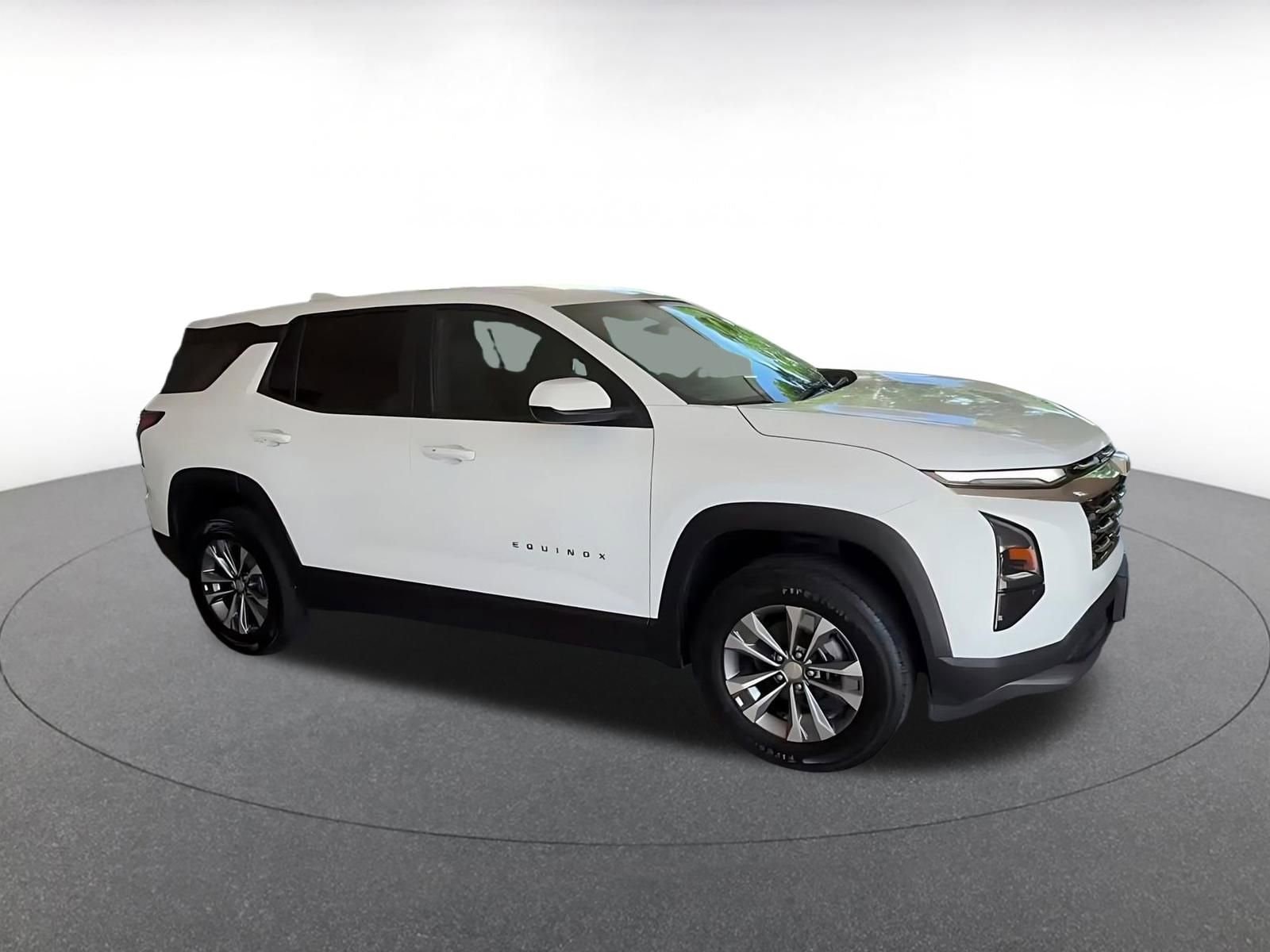 Thumbnail: 2025 Chevrolet Equinox - 2