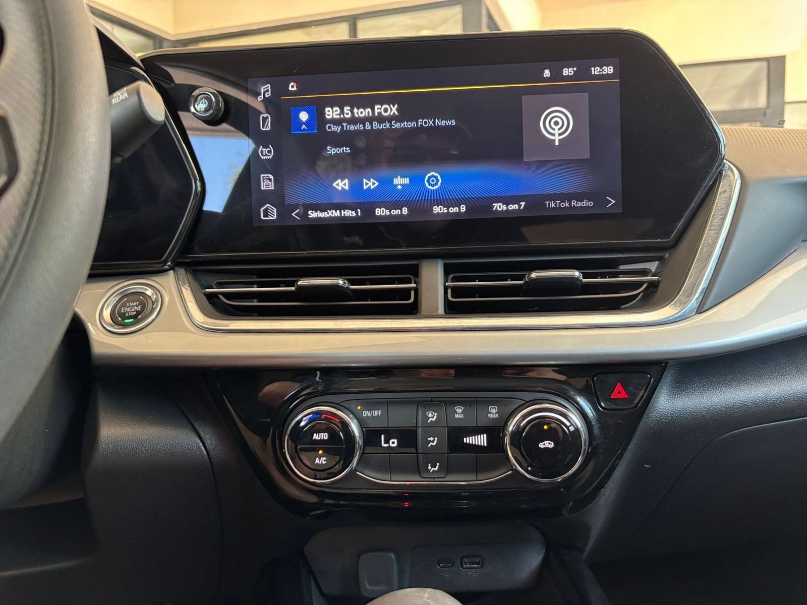Thumbnail: 2025 Chevrolet Trax - 16