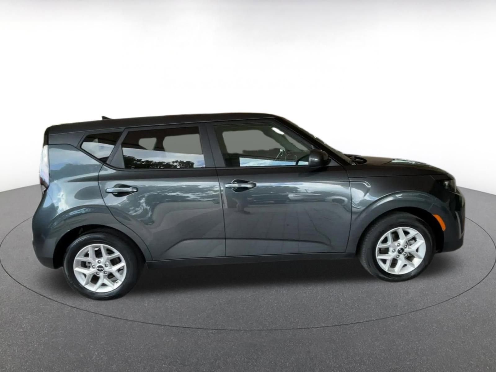 Thumbnail: 2025 Kia Soul - 15