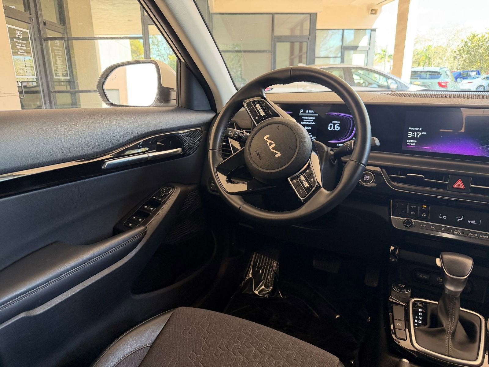 Thumbnail: 2025 Kia Seltos - 30