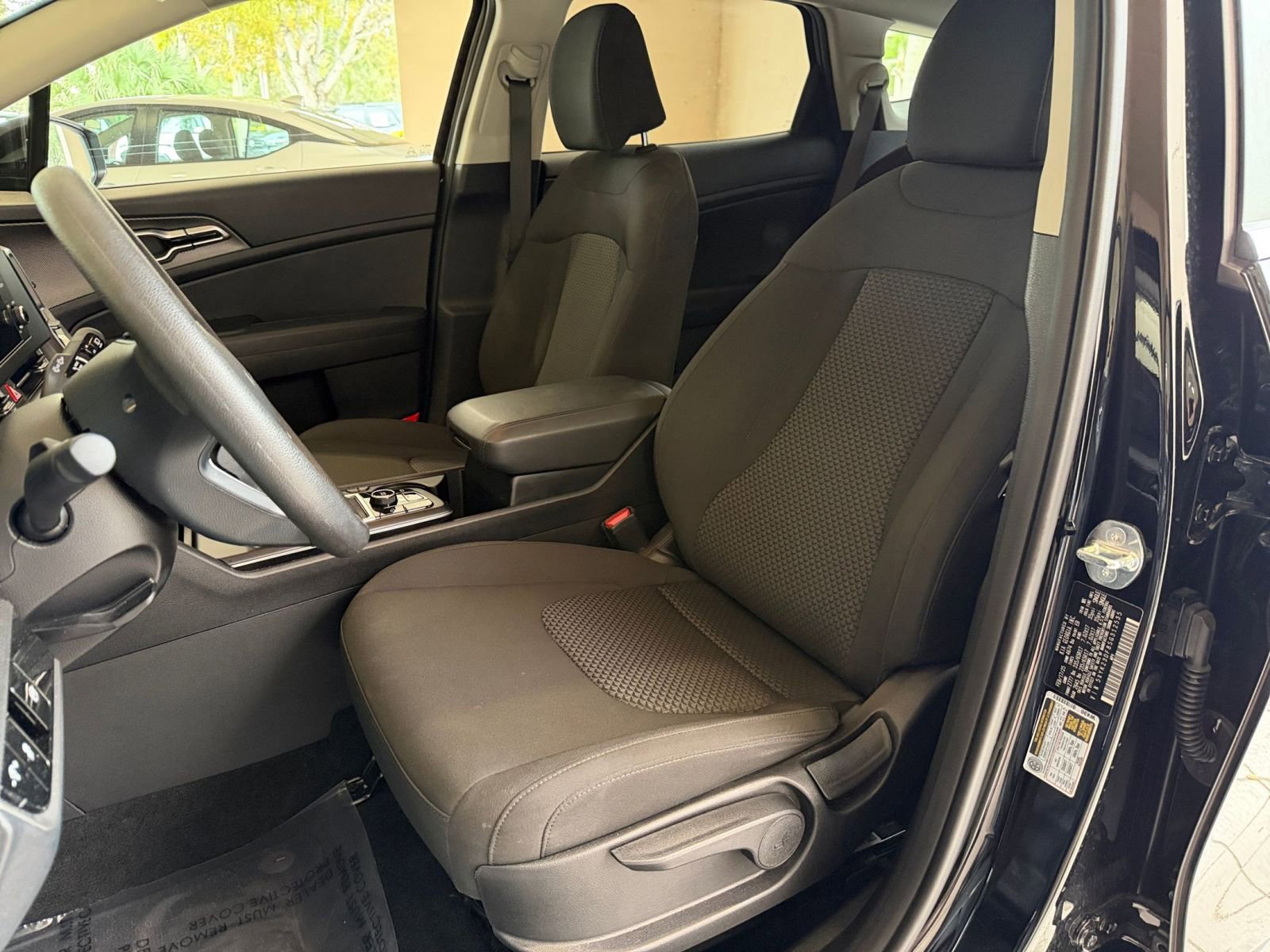 Thumbnail: 2025 Kia Sportage - 21