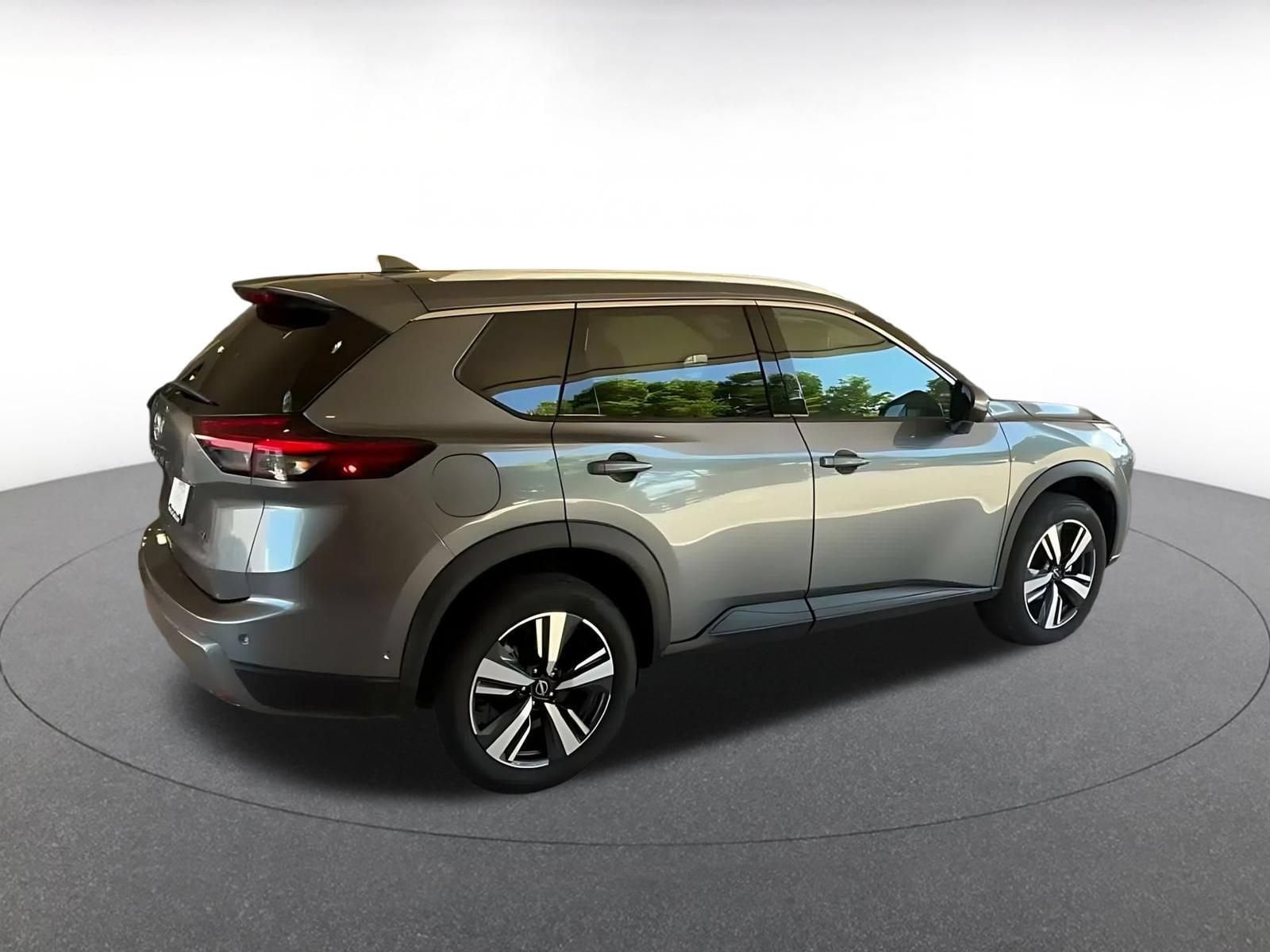 Thumbnail: 2026 Nissan Rogue - 14