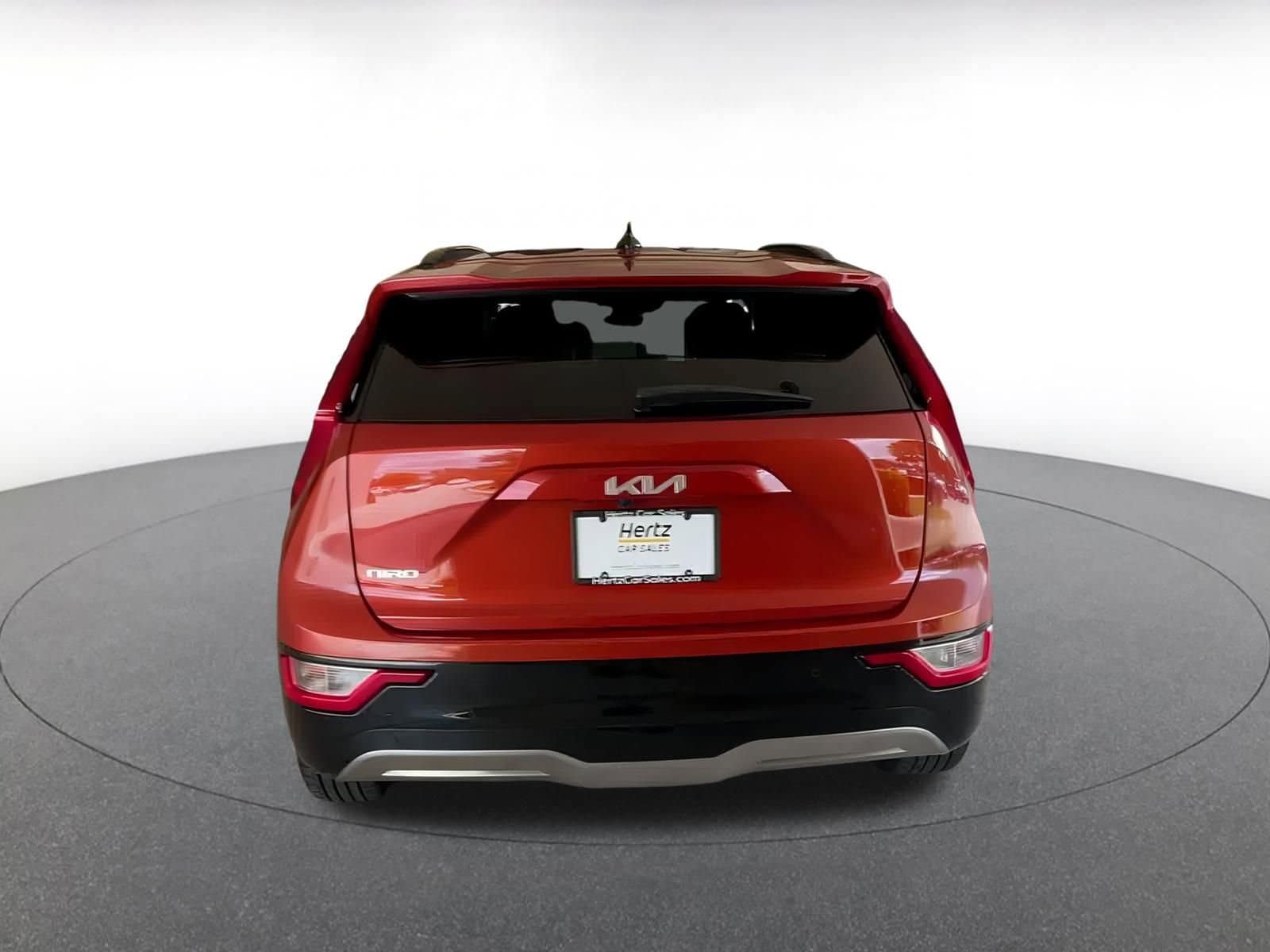 Thumbnail: 2023 Kia Niro - 12