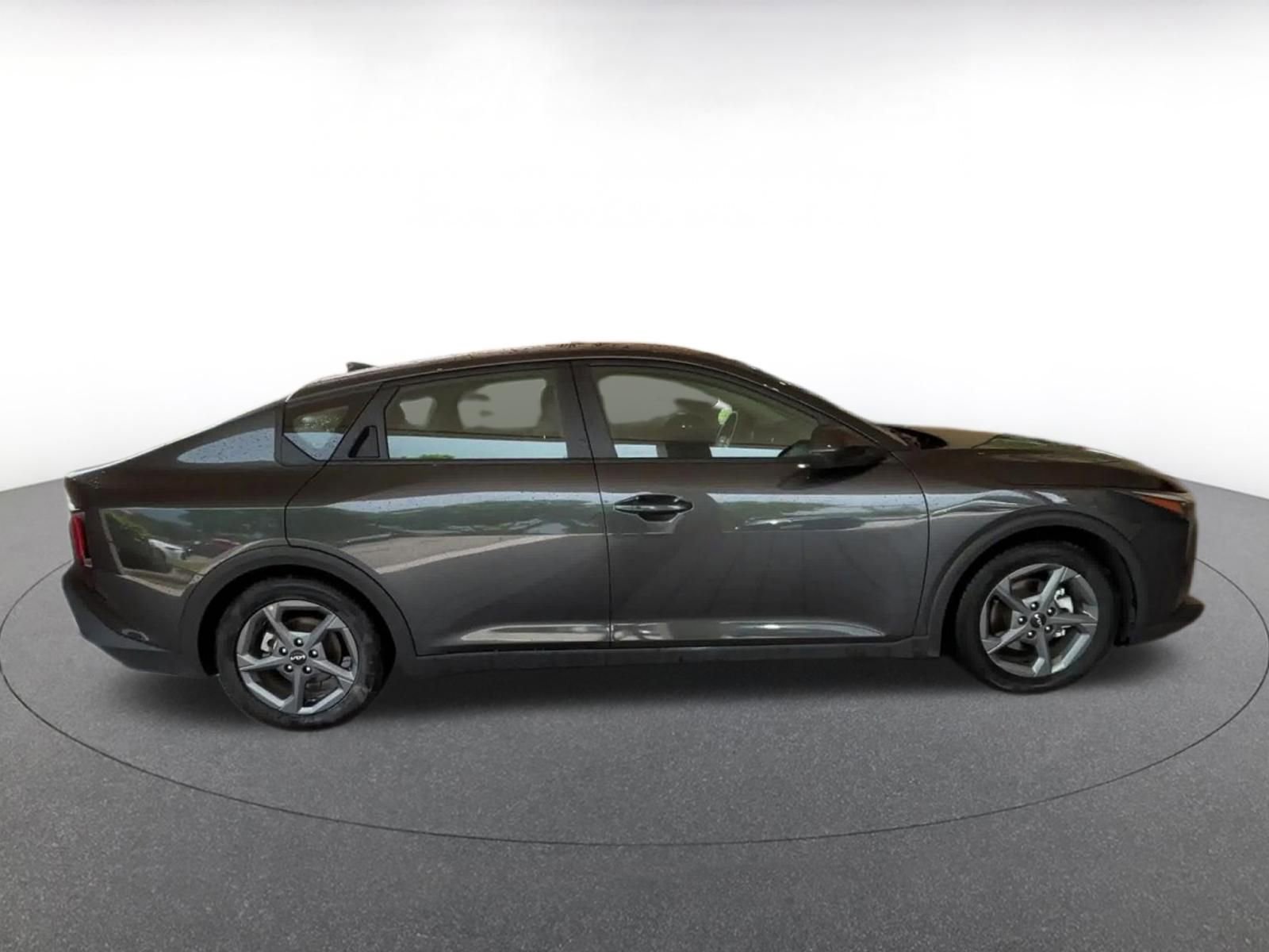 Thumbnail: 2025 Kia K4 - 15