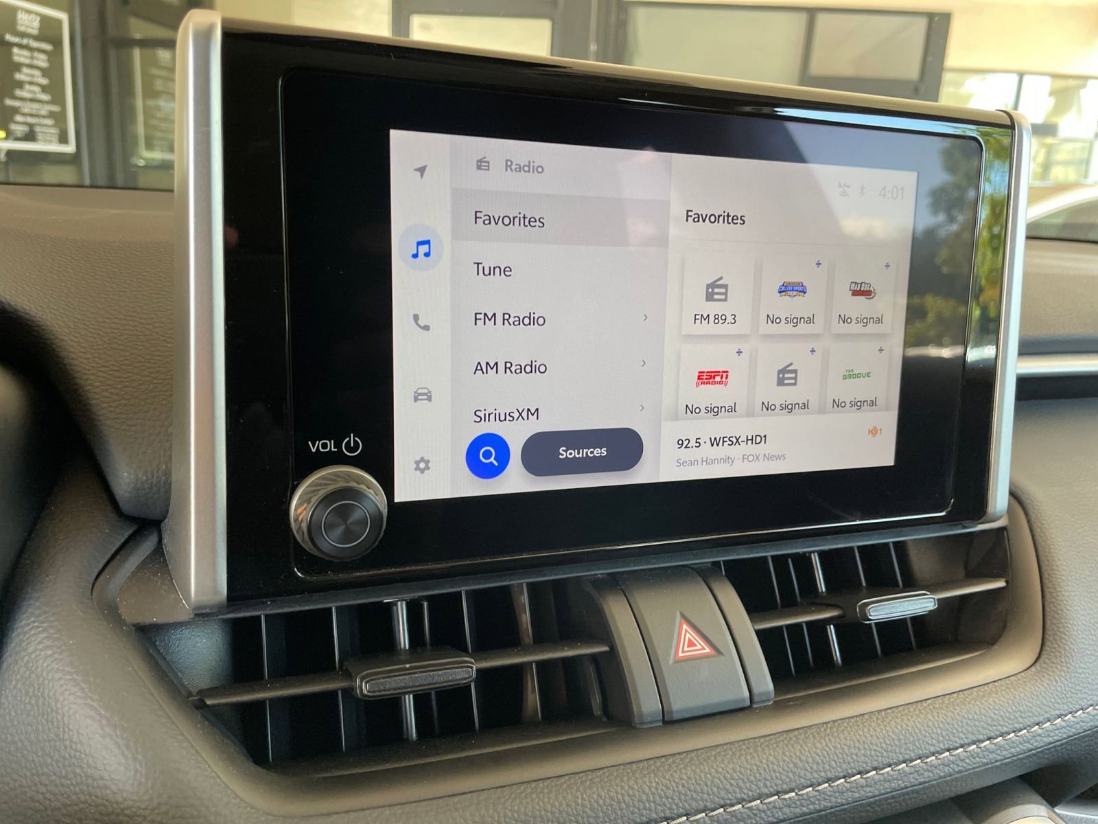 Thumbnail: 2025 Toyota RAV4 - 21