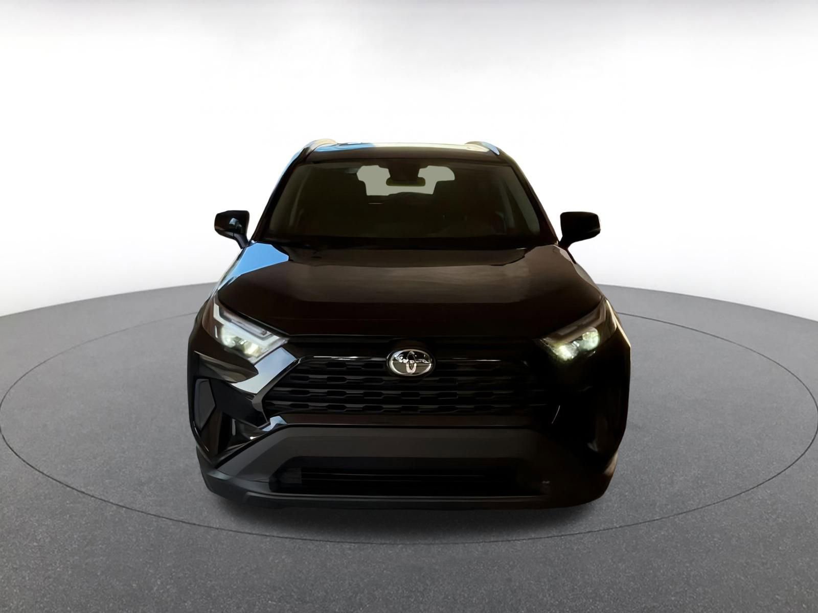 Thumbnail: 2025 Toyota RAV4 - 10