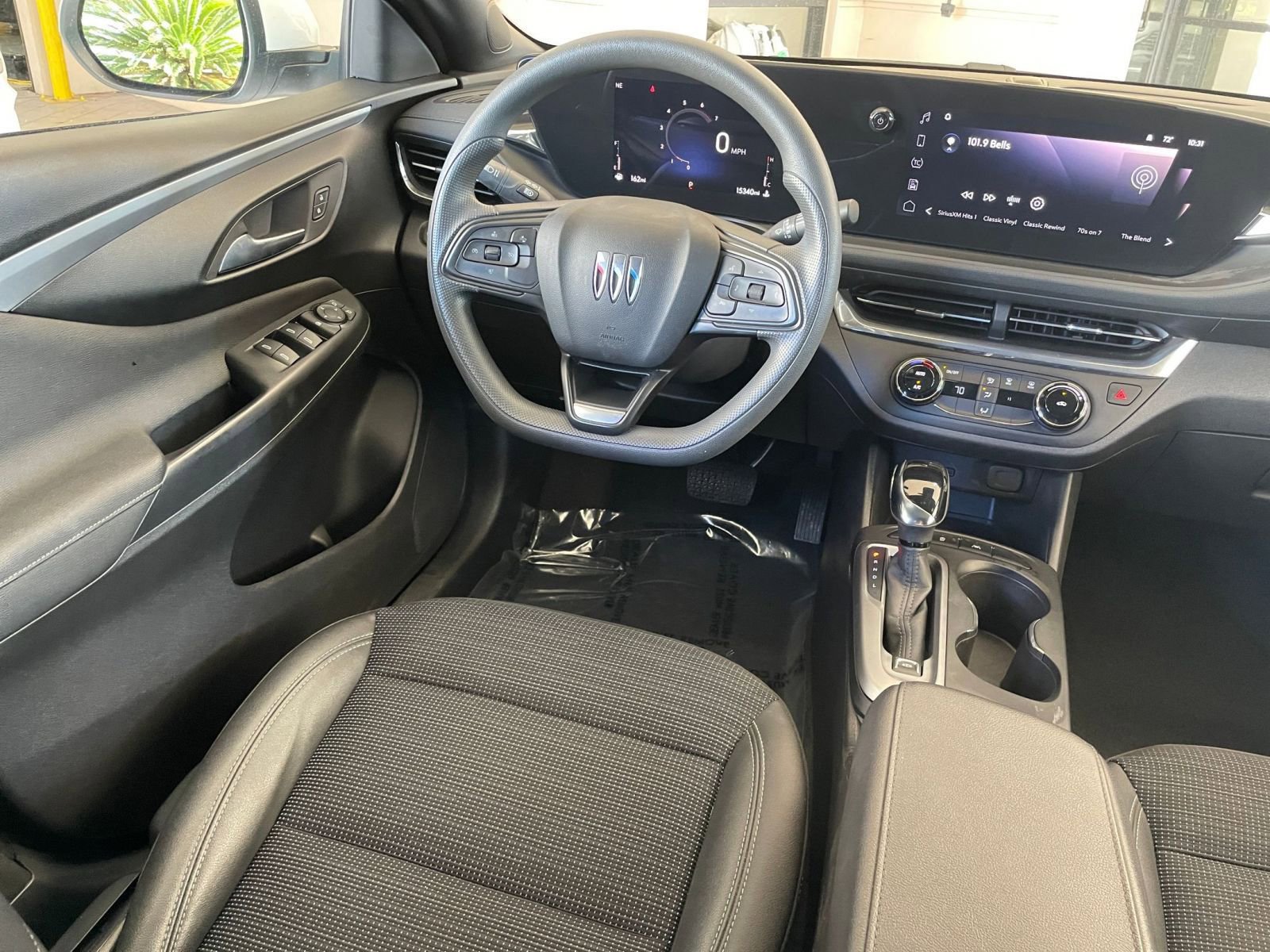 Thumbnail: 2025 Buick Envista - 32