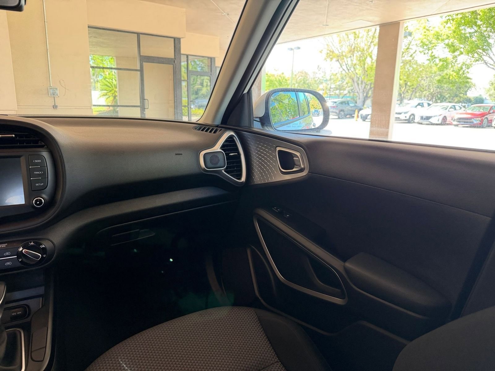 Thumbnail: 2025 Kia Soul - 30
