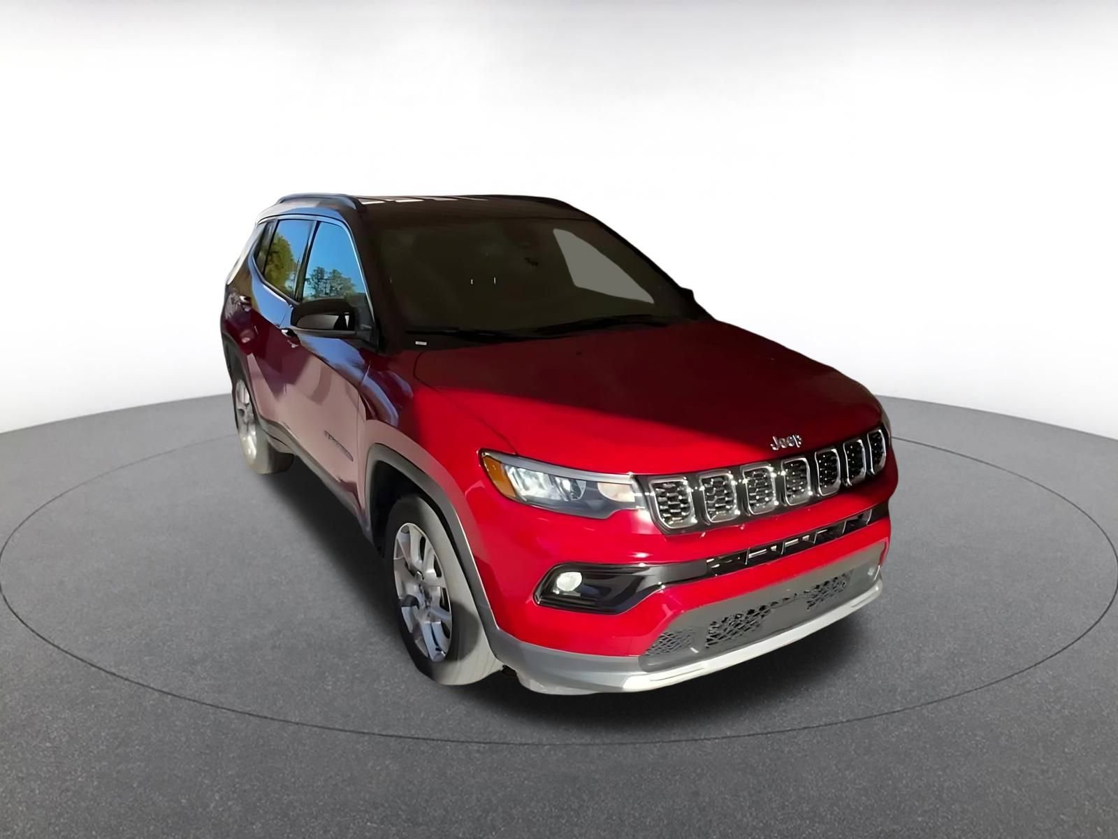 Thumbnail: 2025 Jeep Compass - 3
