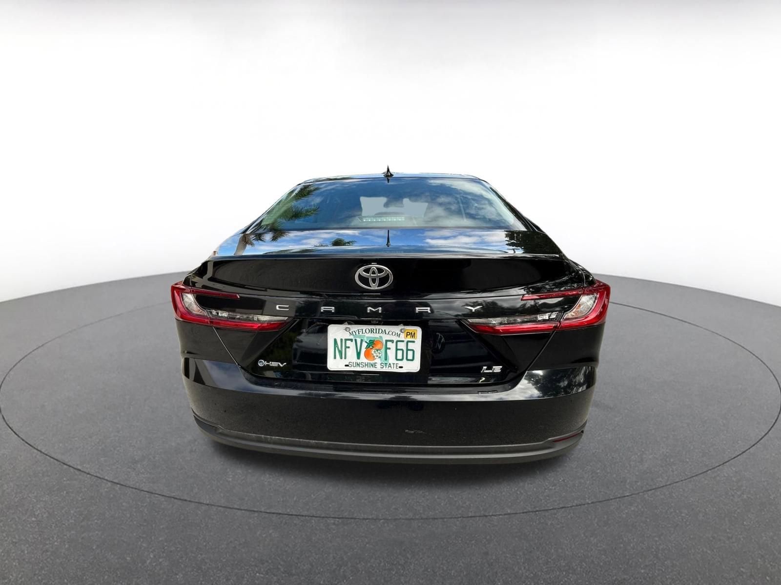 Thumbnail: 2025 Toyota Camry - 6