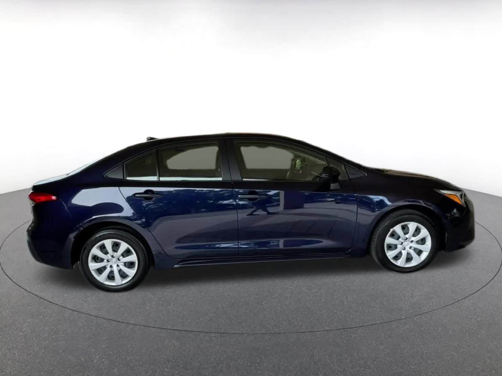 Thumbnail: 2025 Toyota Corolla - 10