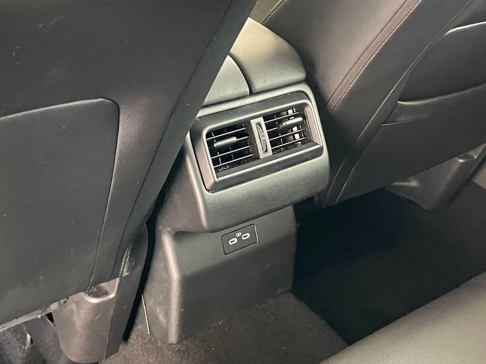 Thumbnail: 2025 Mazda CX-50 - 23