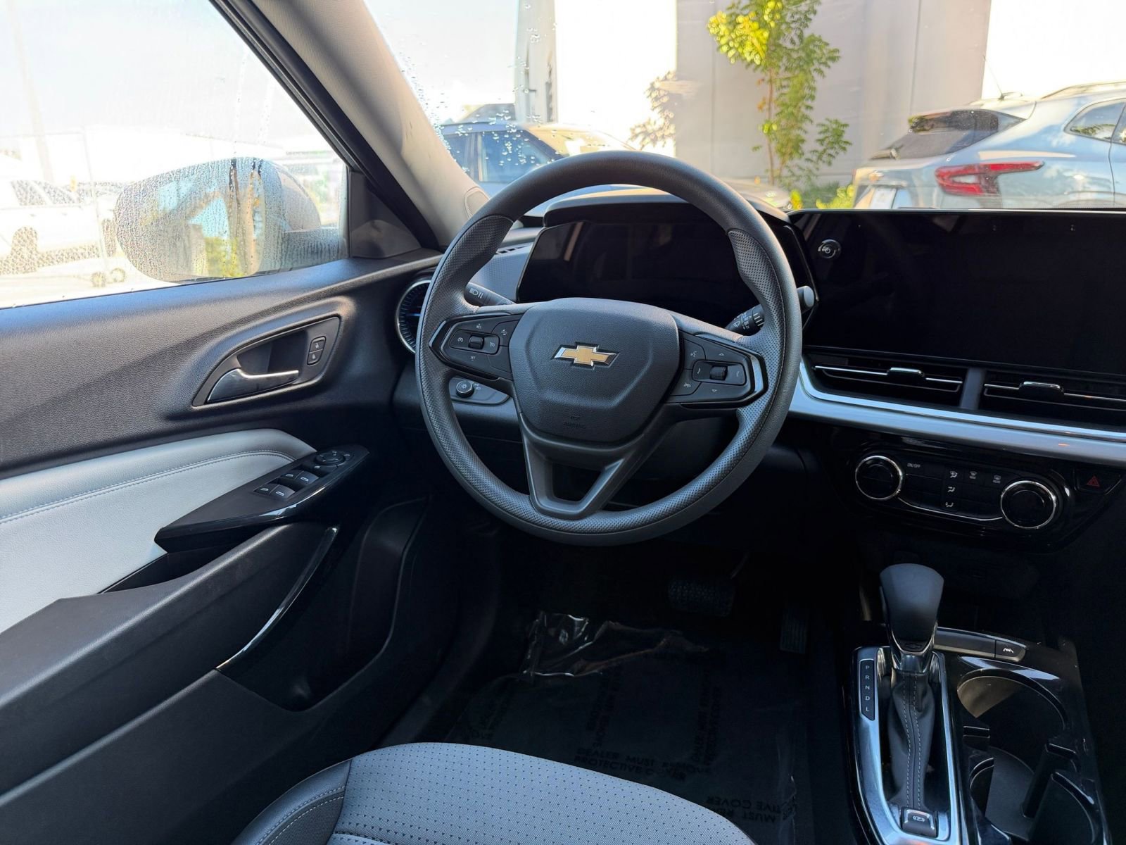 Thumbnail: 2025 Chevrolet Trax - 29