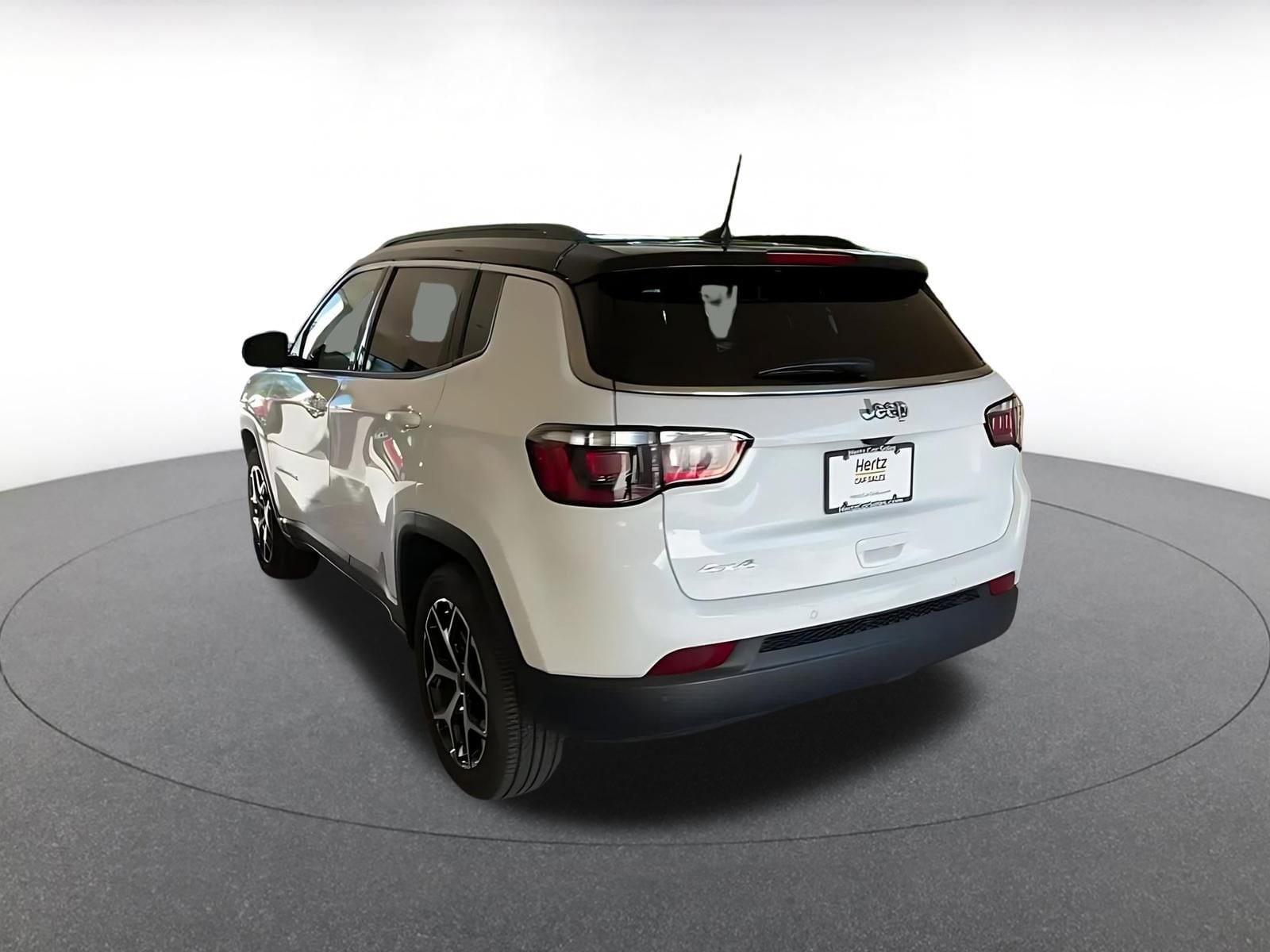 Thumbnail: 2025 Jeep Compass - 11