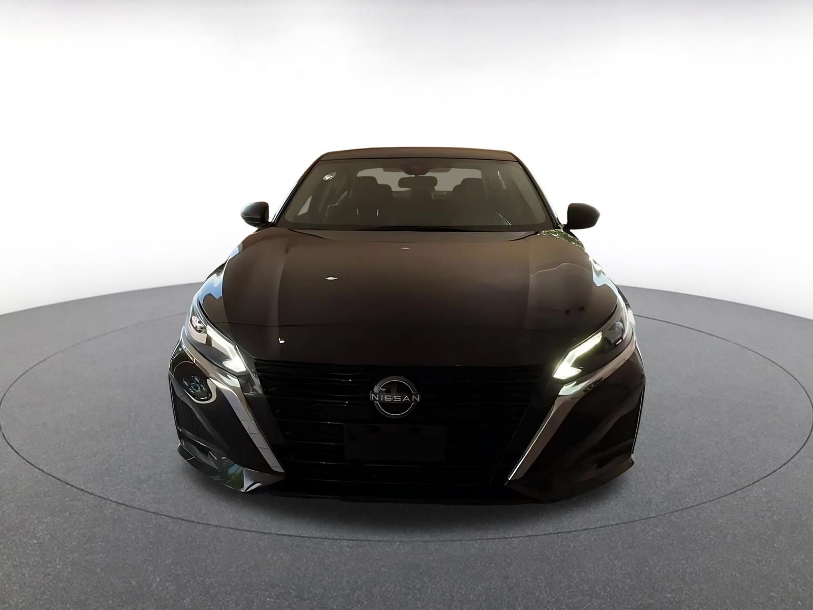 Thumbnail: 2025 Nissan Altima - 15