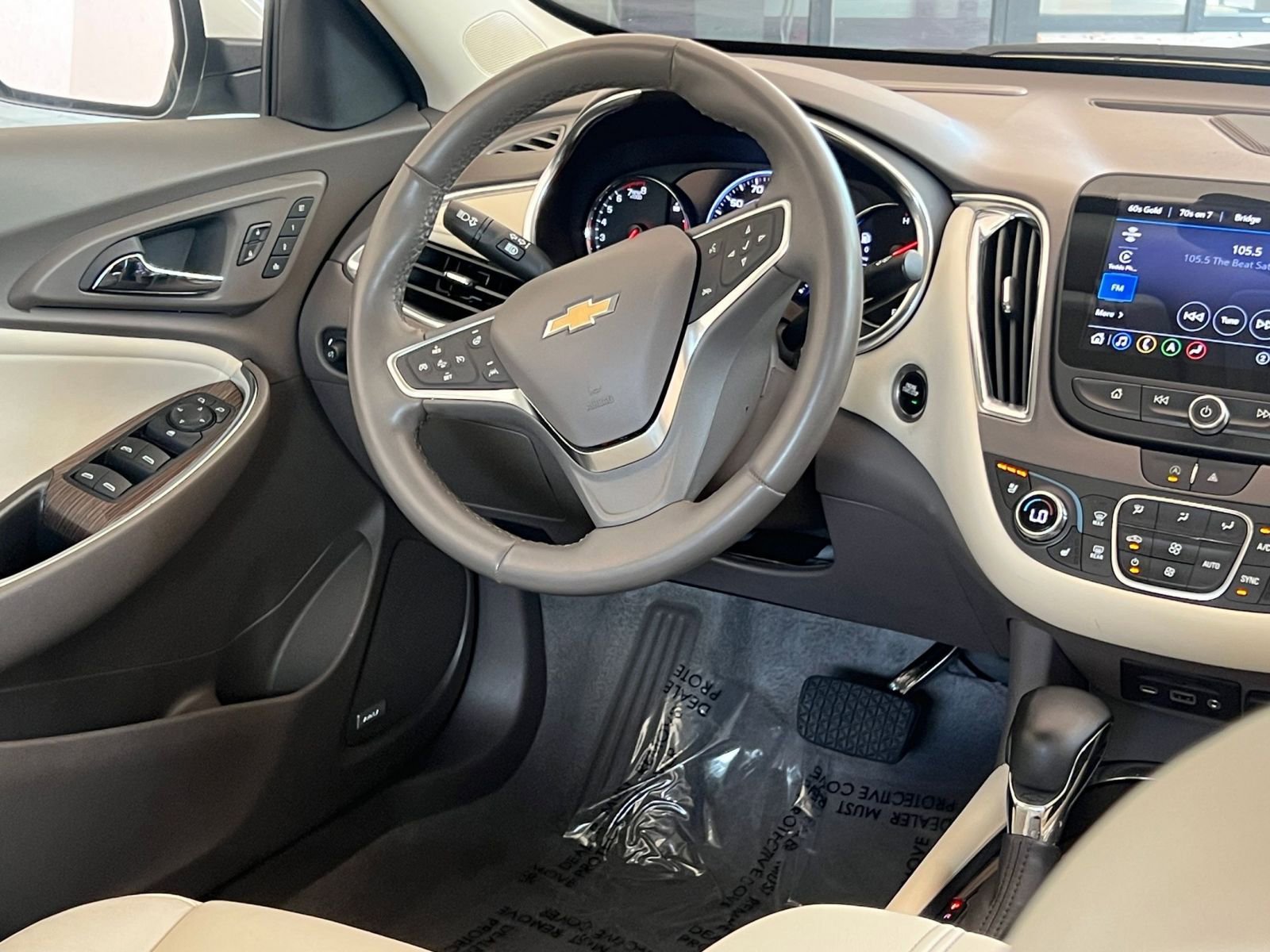 Thumbnail: 2024 Chevrolet Malibu - 28