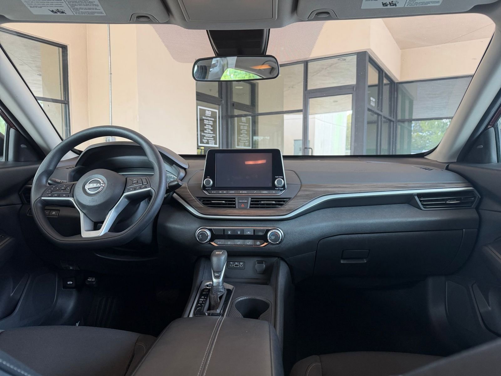Thumbnail: 2025 Nissan Altima - 28
