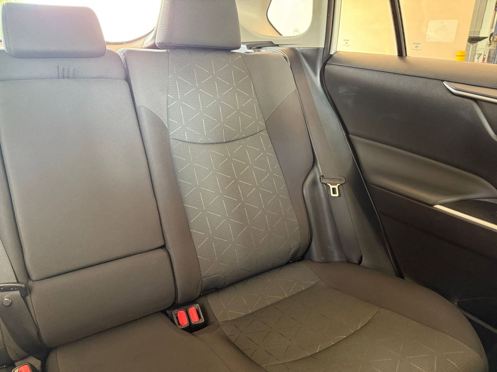 Thumbnail: 2024 Toyota RAV4 - 31