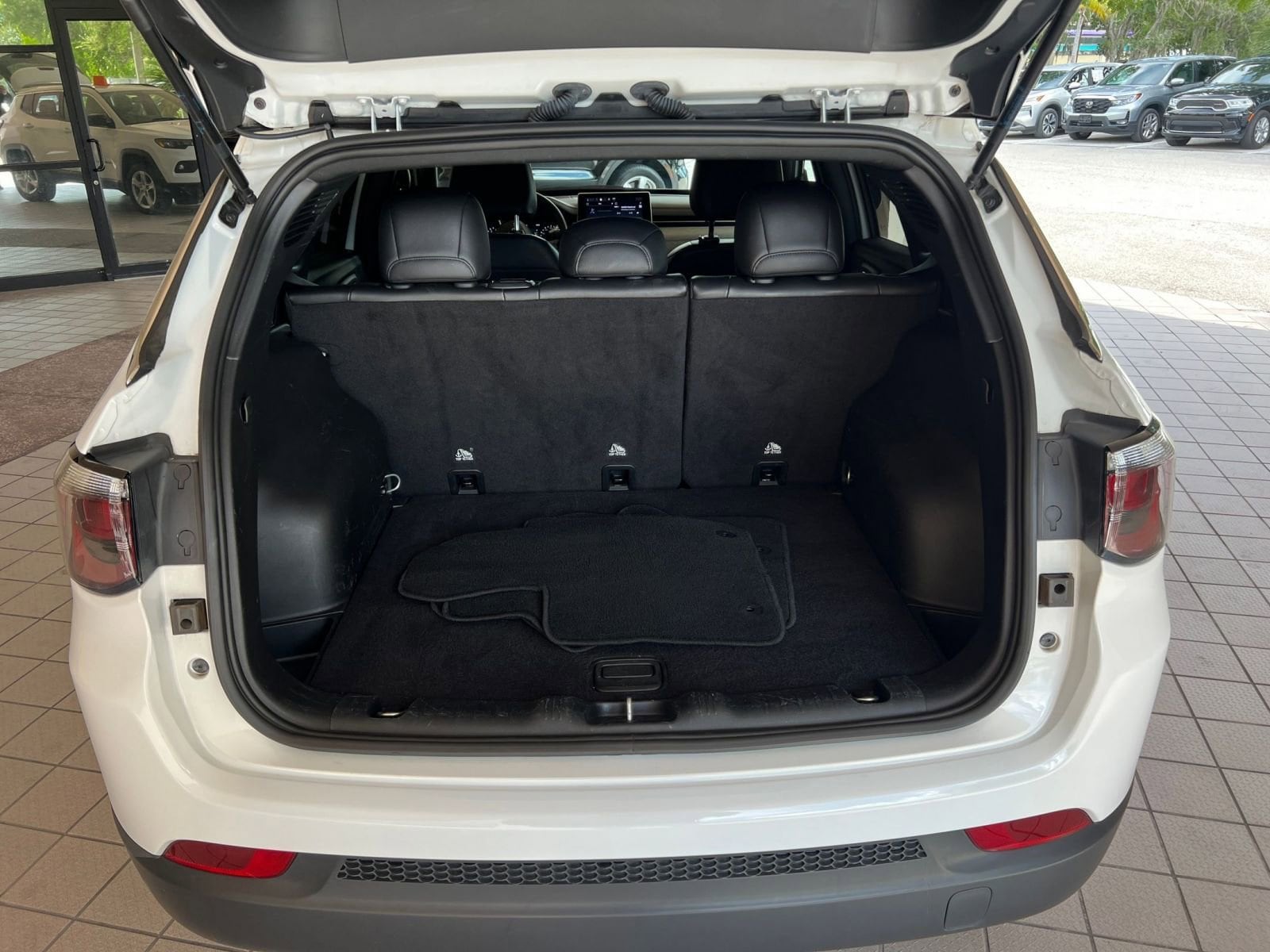 Thumbnail: 2023 Jeep Compass - 24