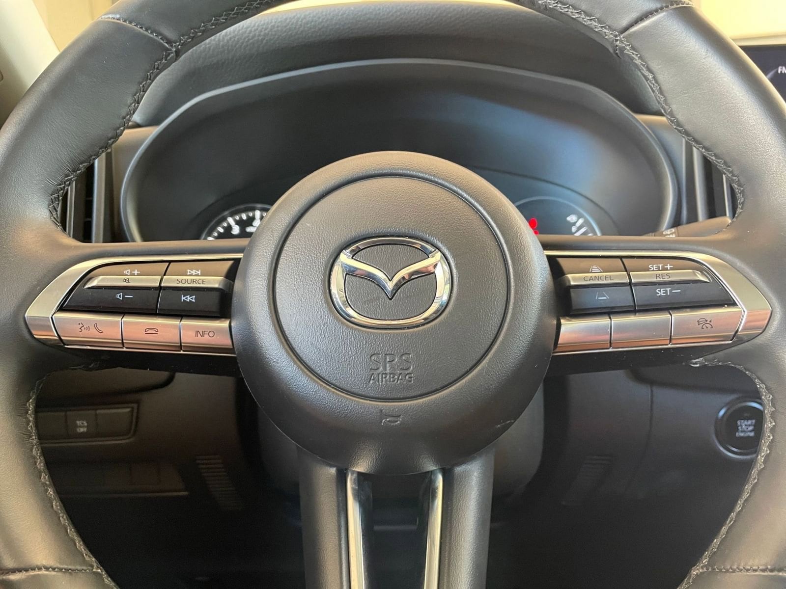 Thumbnail: 2025 Mazda CX-50 - 27