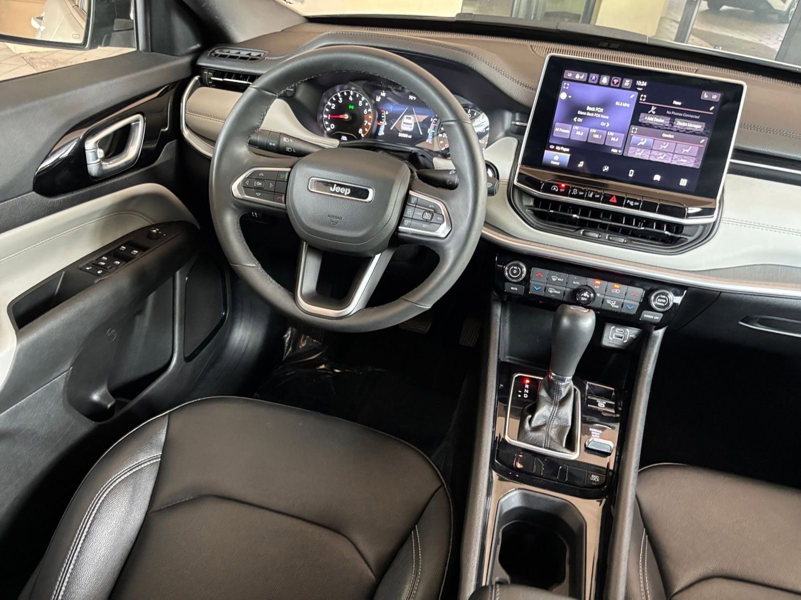 Thumbnail: 2025 Jeep Compass - 34