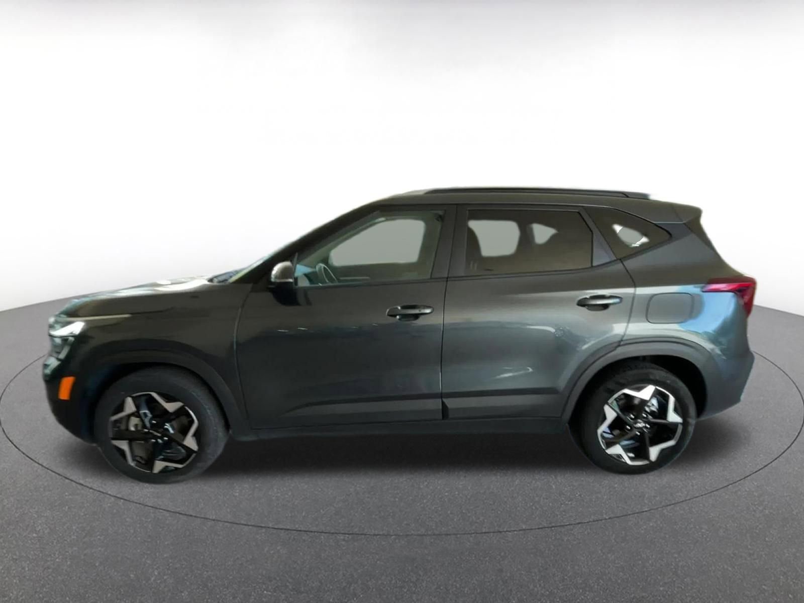 Thumbnail: 2025 Kia Seltos - 9