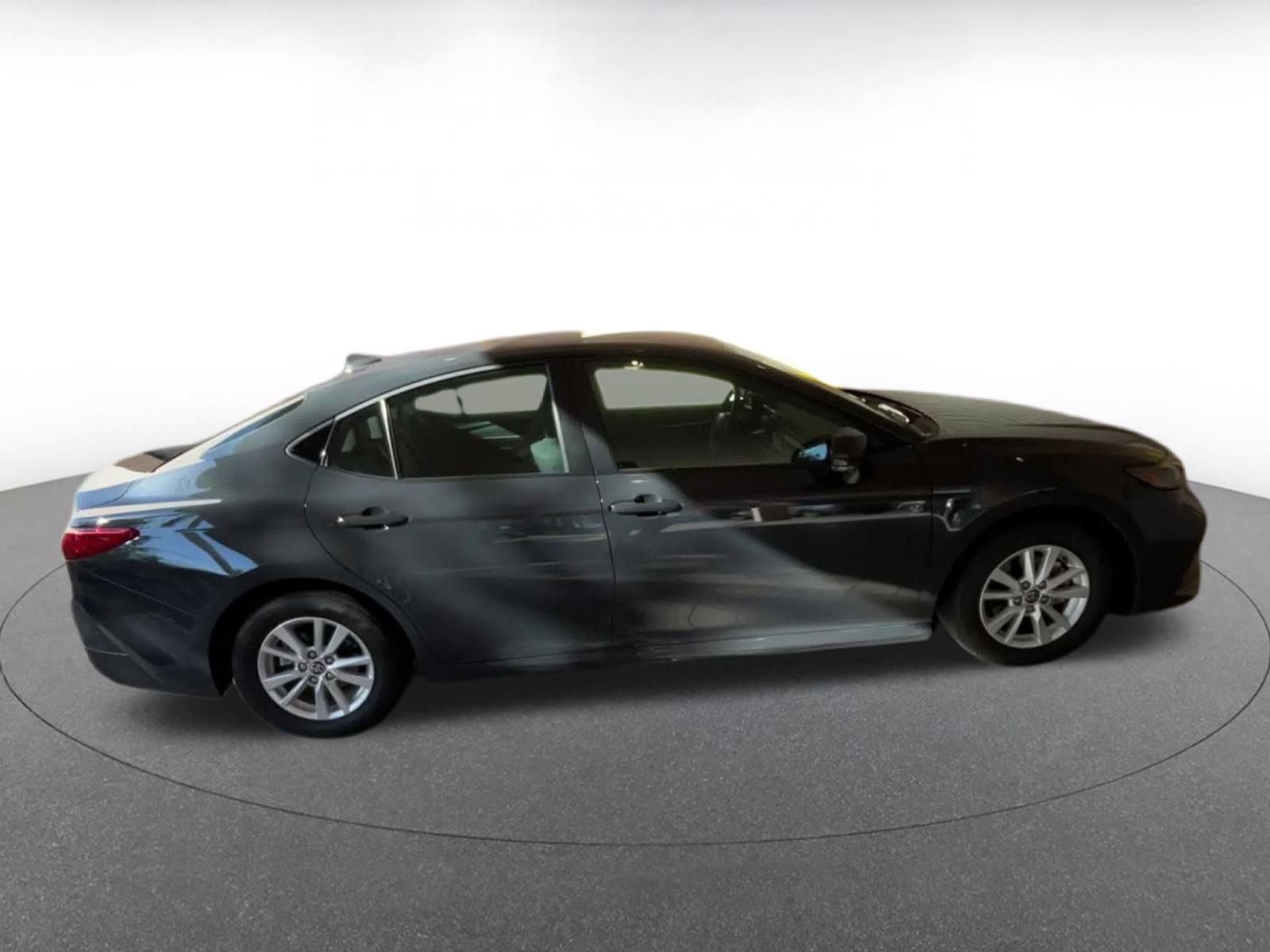 Thumbnail: 2025 Toyota Camry - 16