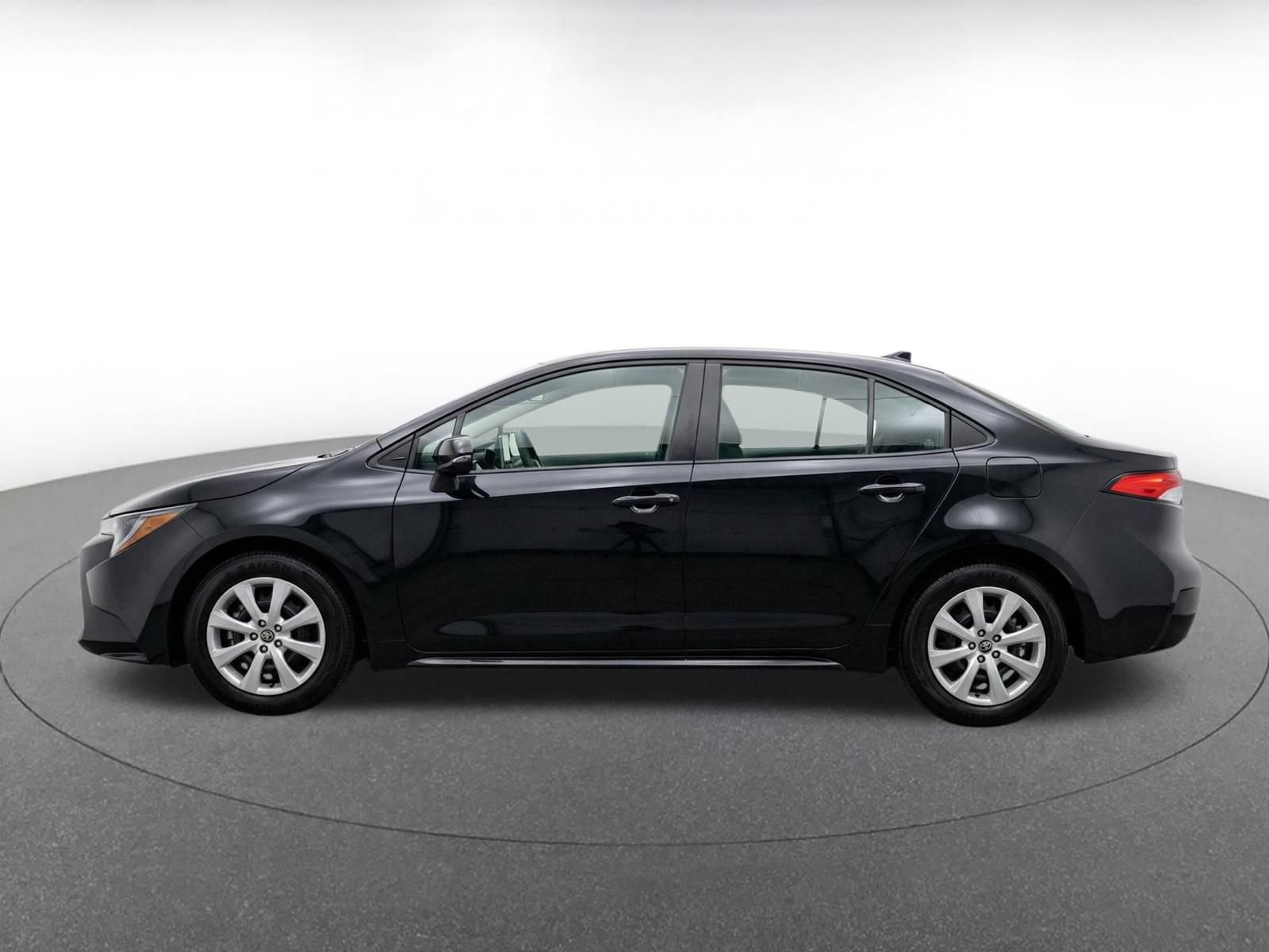 Thumbnail: 2025 Toyota Corolla - 9