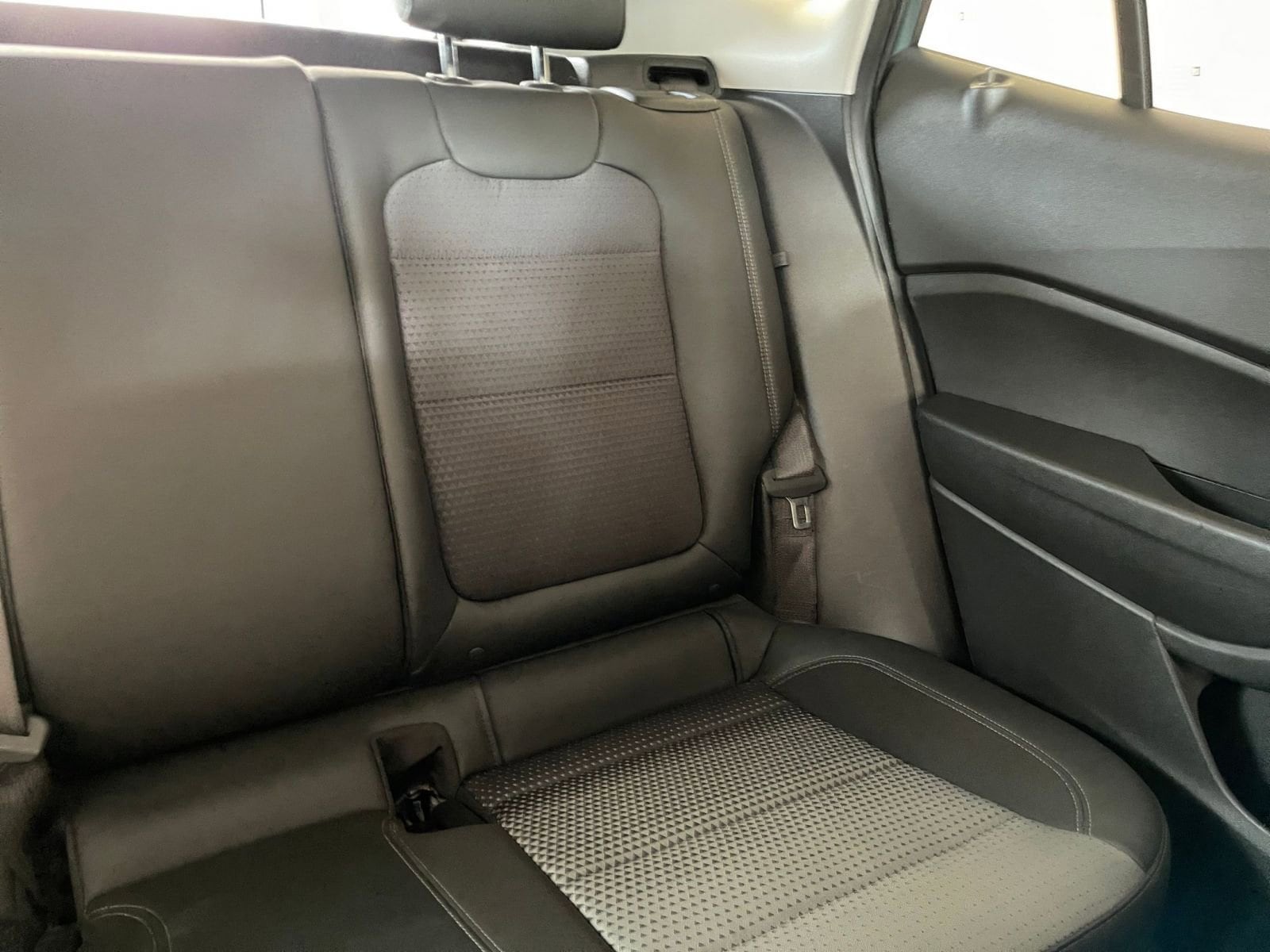 Thumbnail: 2025 Chevrolet Trax - 32