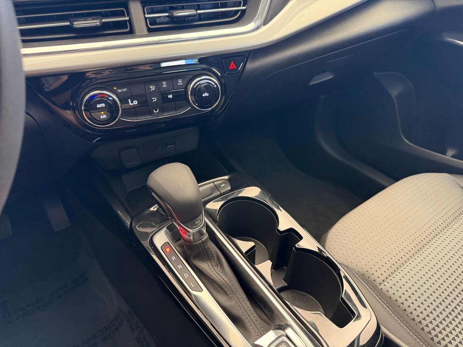 Thumbnail: 2025 Chevrolet Trax - 35