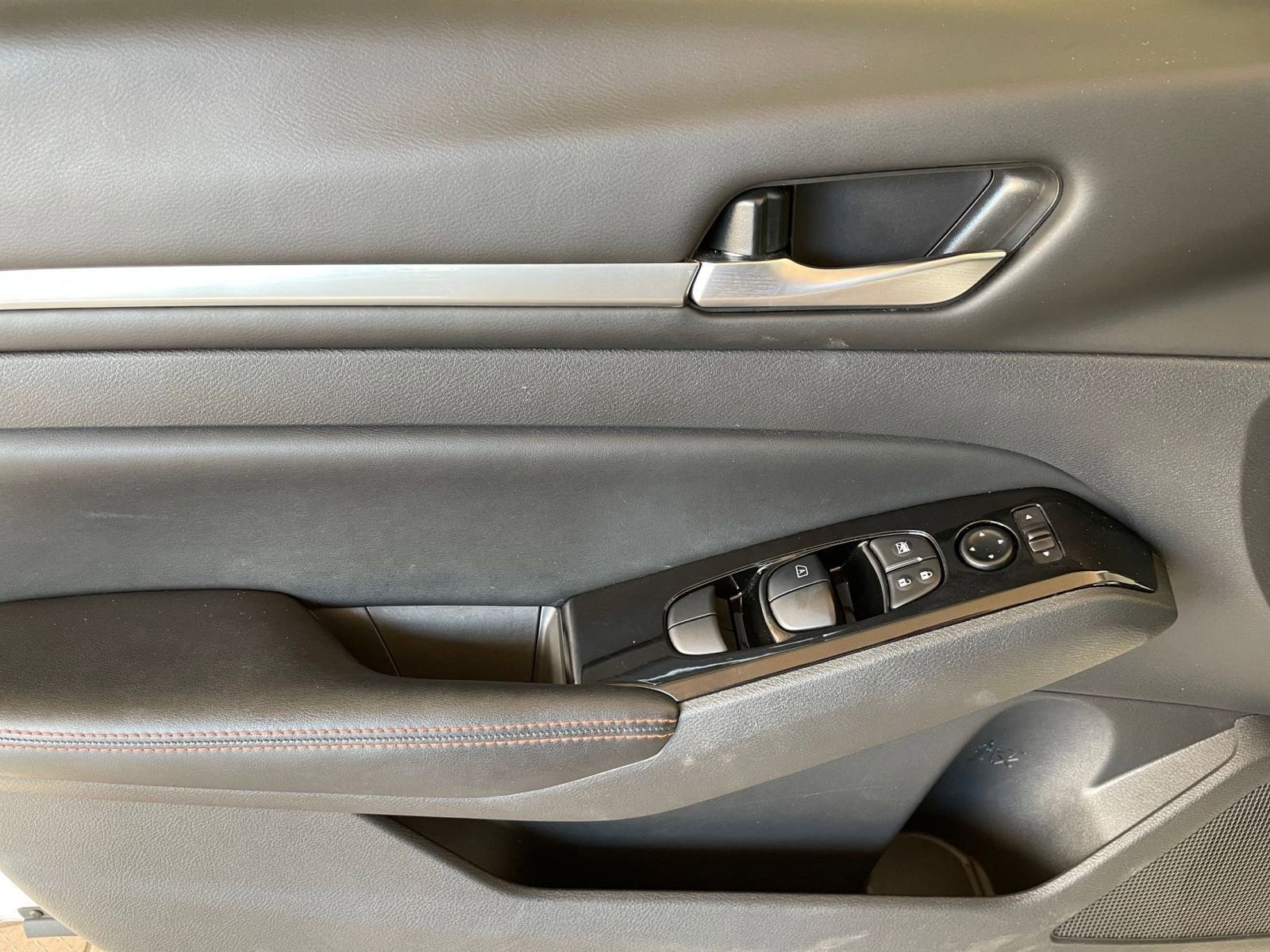 Thumbnail: 2025 Nissan Altima - 20