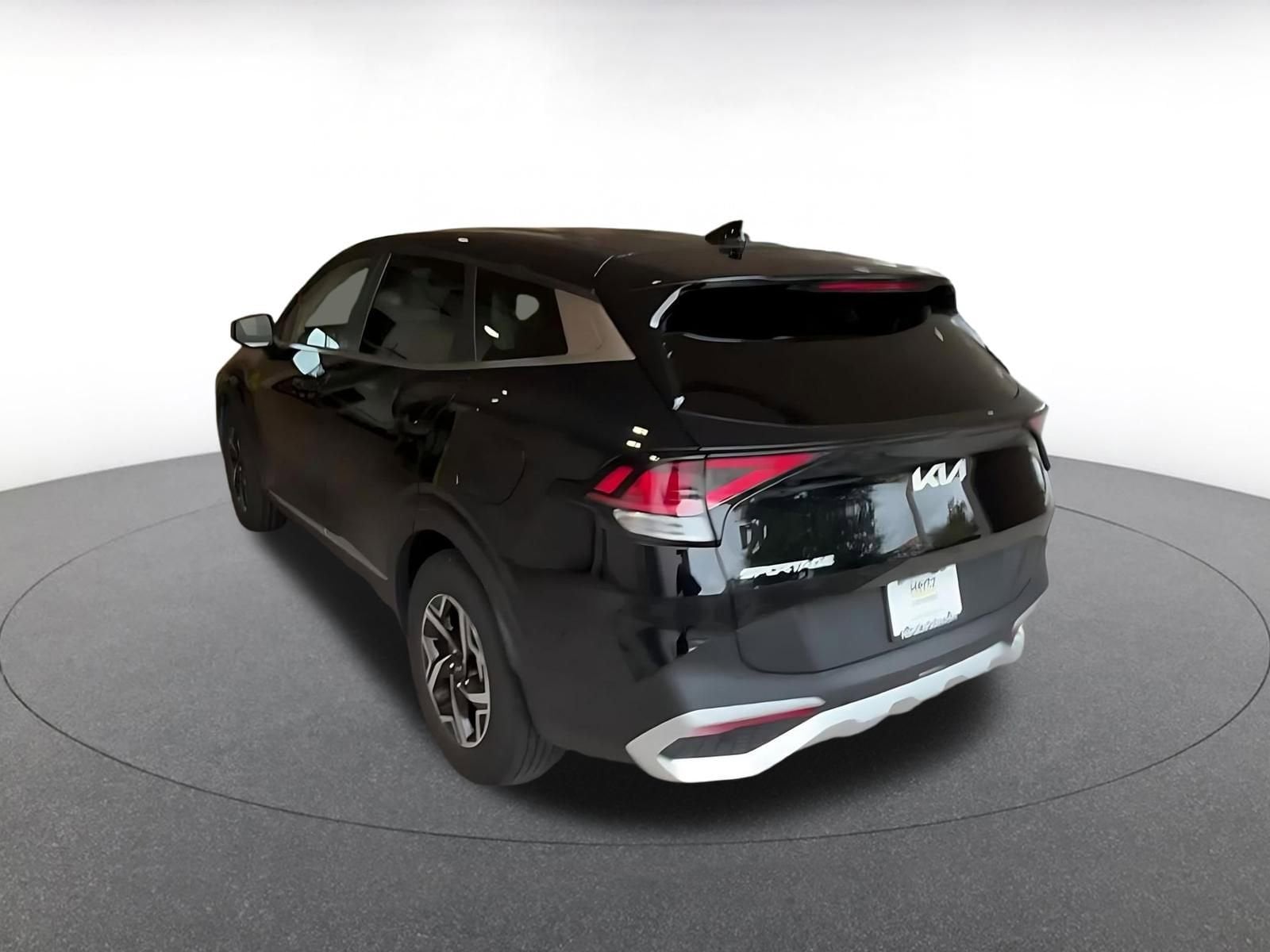 Thumbnail: 2025 Kia Sportage - 10