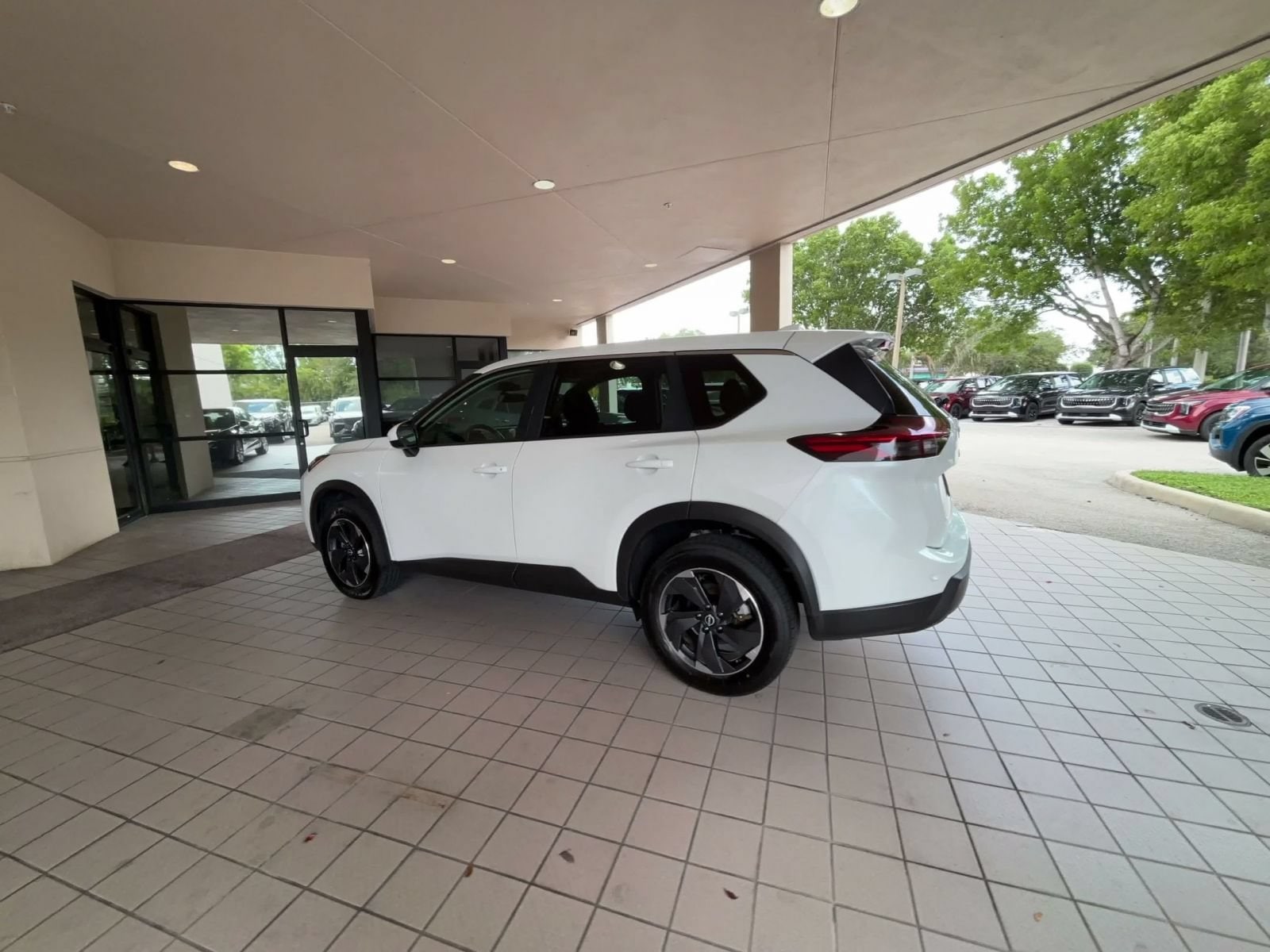 Thumbnail: 2025 Nissan Rogue - 9