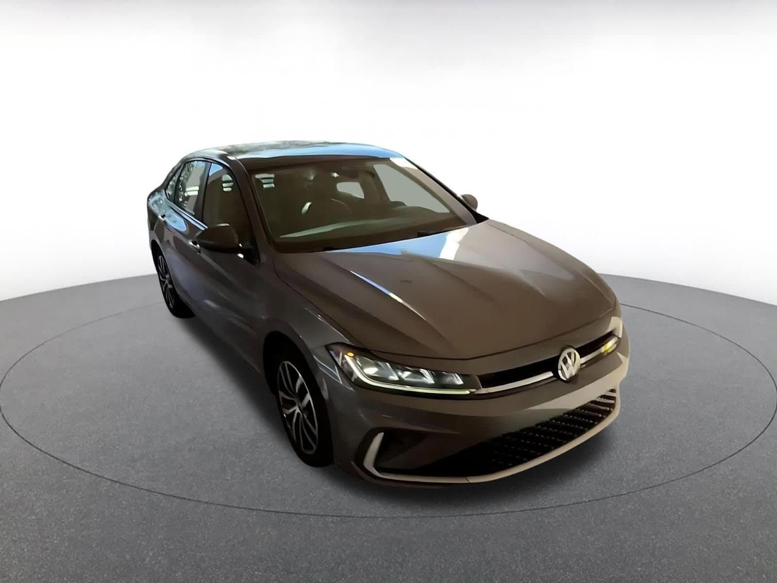 Thumbnail: 2025 Volkswagen Jetta - 3