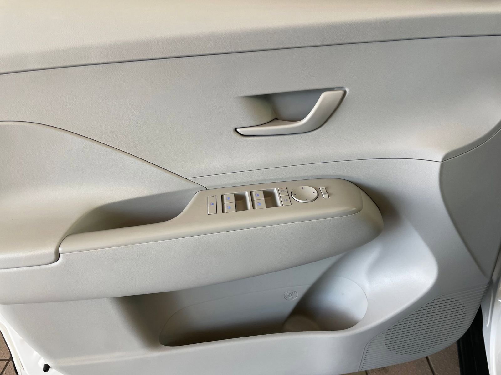 Thumbnail: 2025 Hyundai Kona - 18