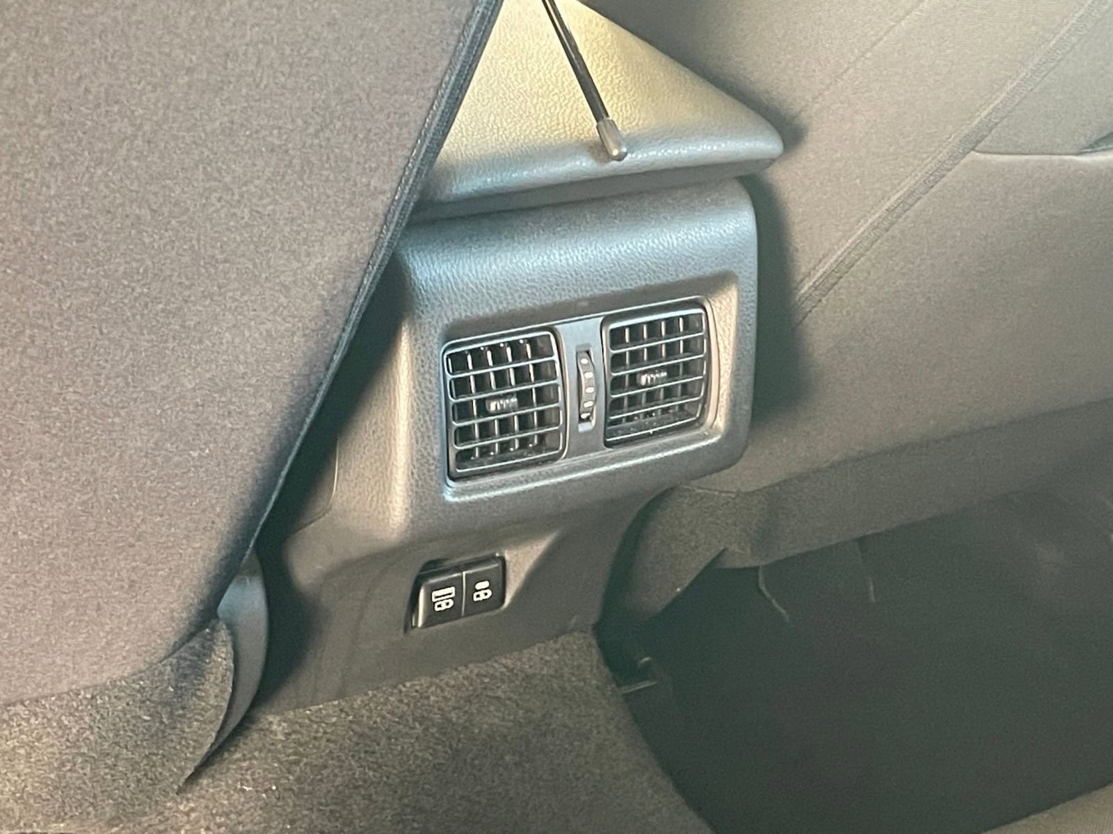 Thumbnail: 2025 Toyota Camry - 23