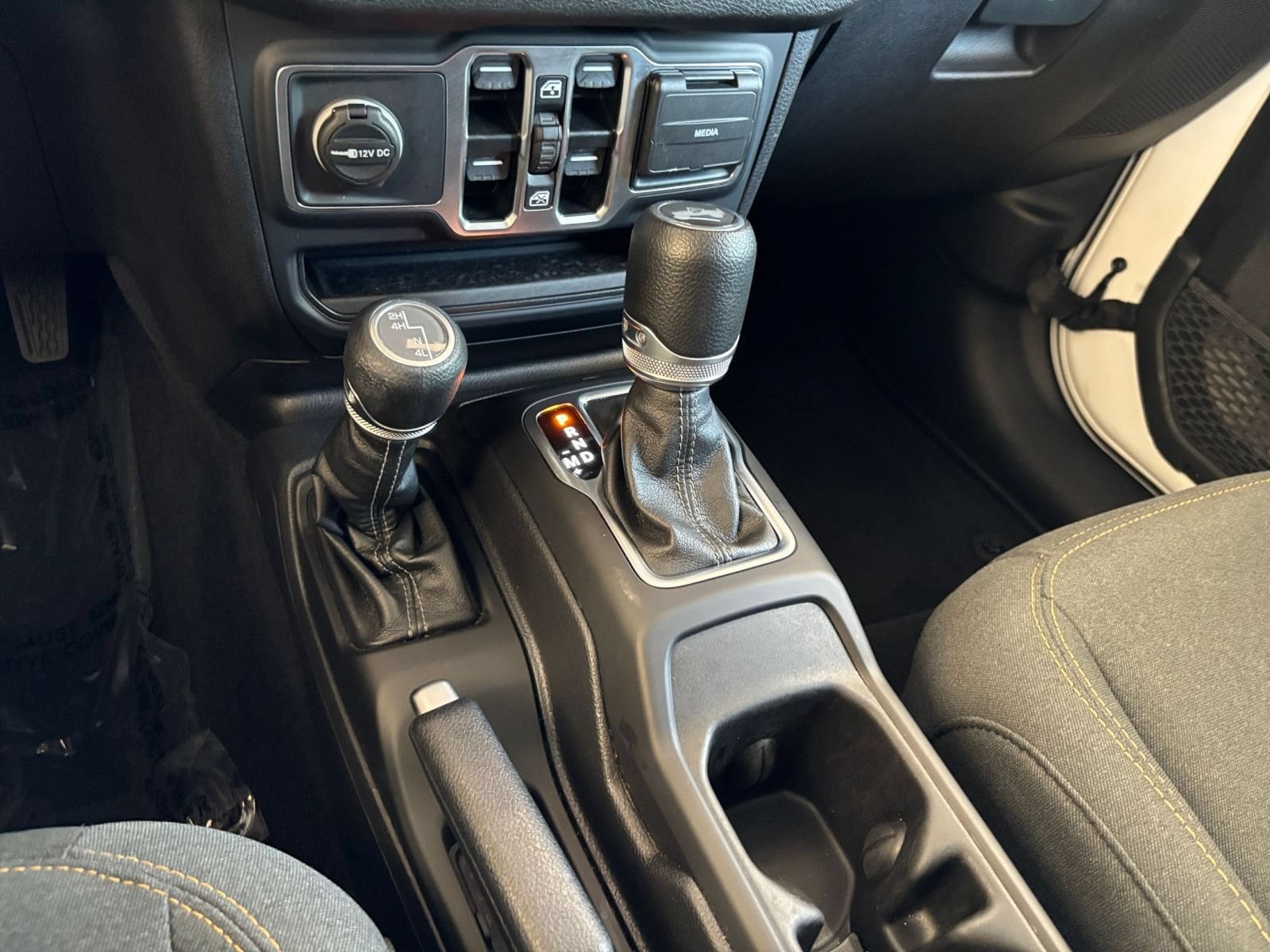 Thumbnail: 2025 Jeep Wrangler - 35