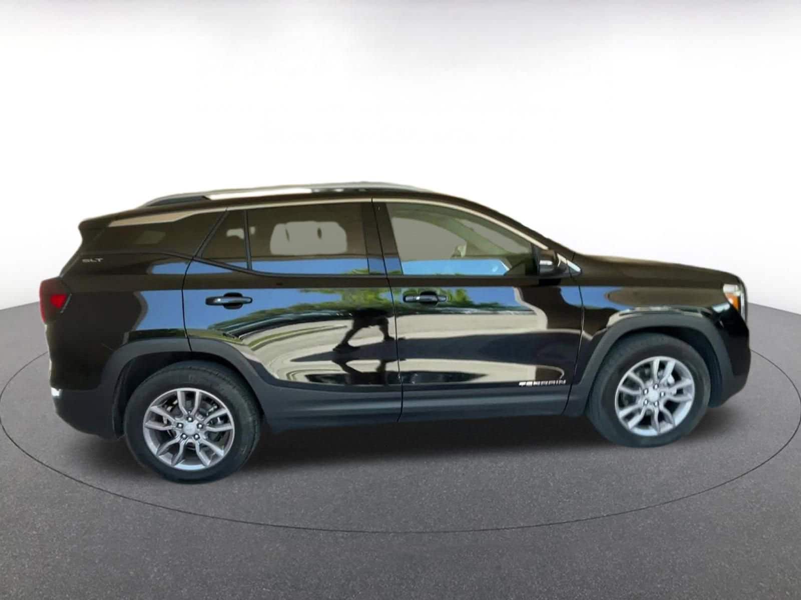 Thumbnail: 2024 GMC Terrain - 16