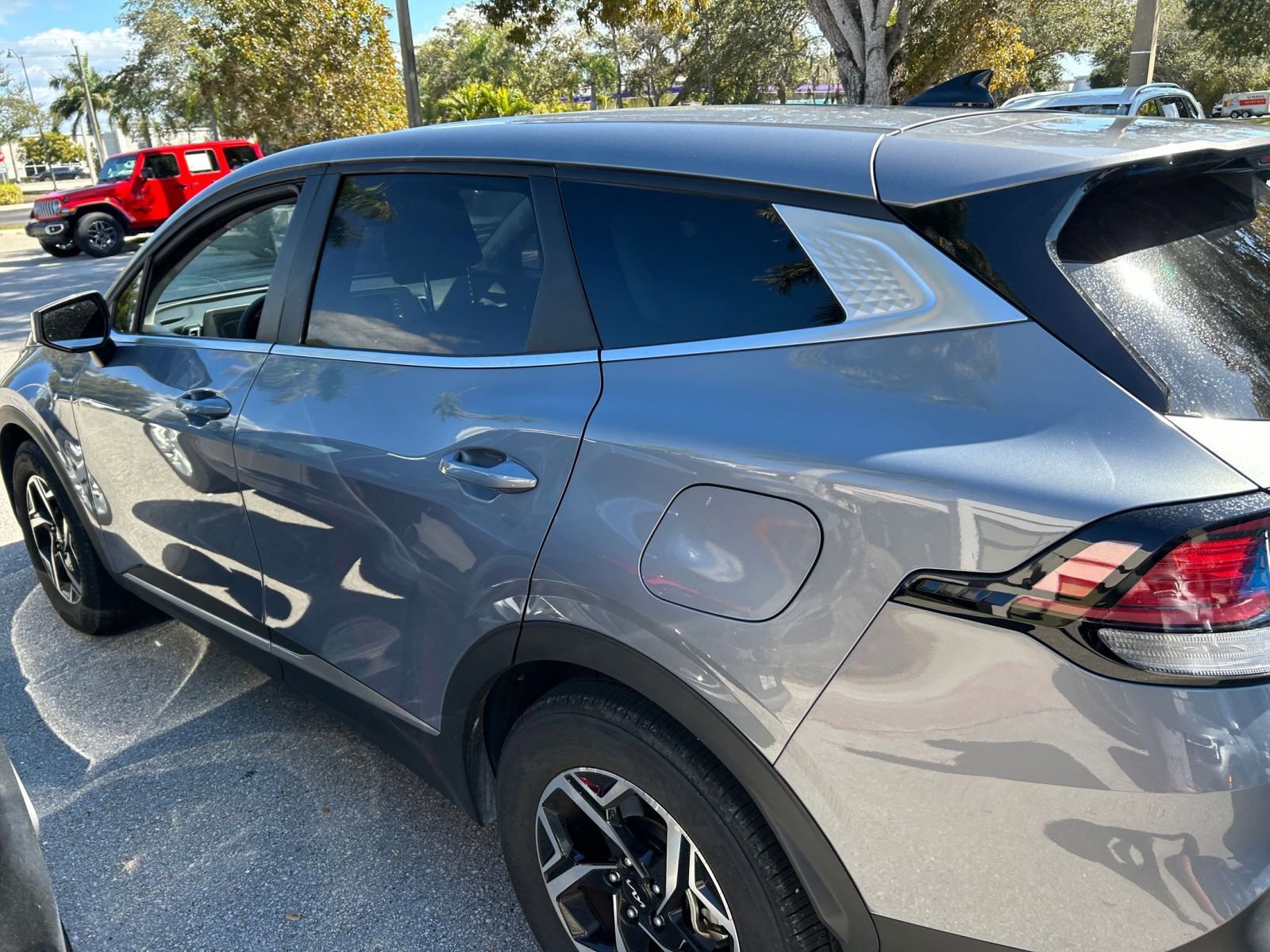 Thumbnail: 2025 Kia Sportage - 6