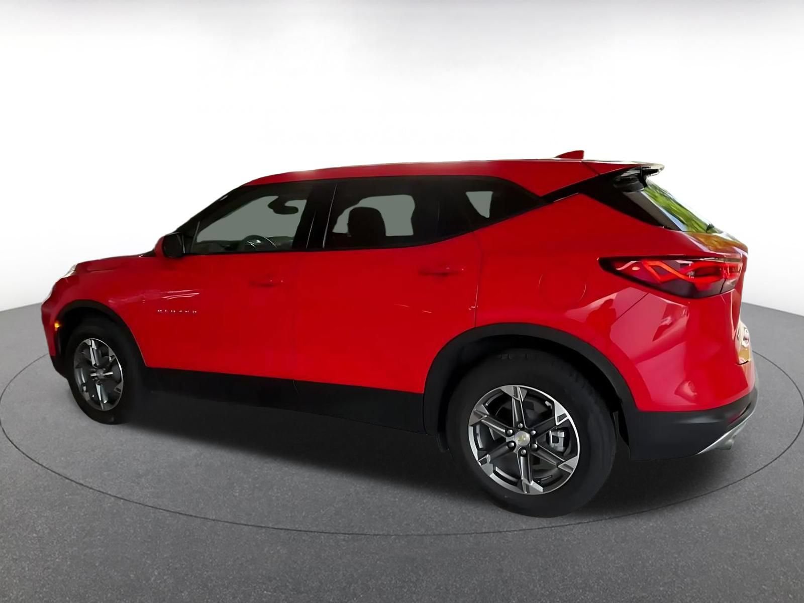 Thumbnail: 2025 Chevrolet Blazer - 9