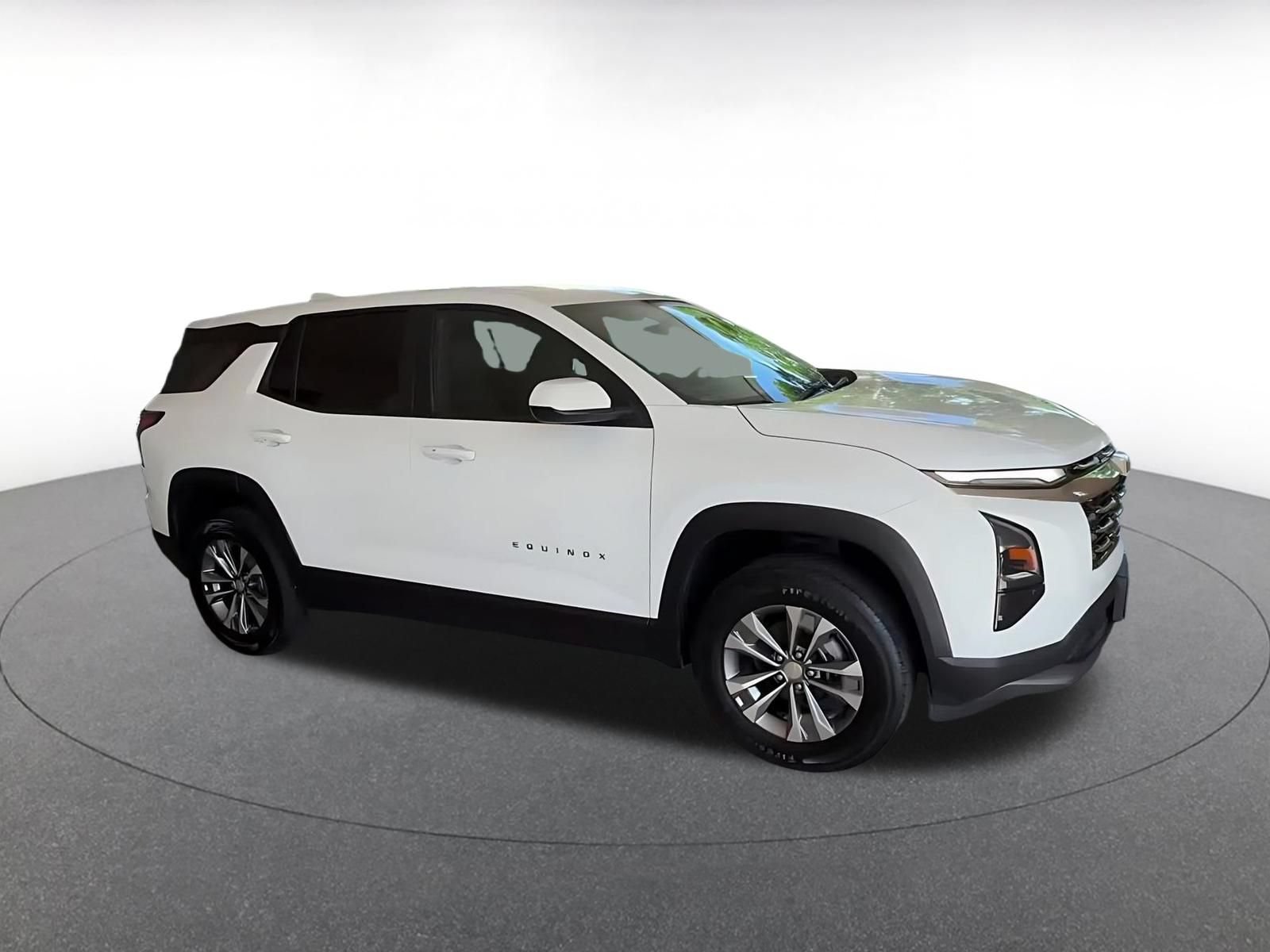 Thumbnail: 2025 Chevrolet Equinox - 2