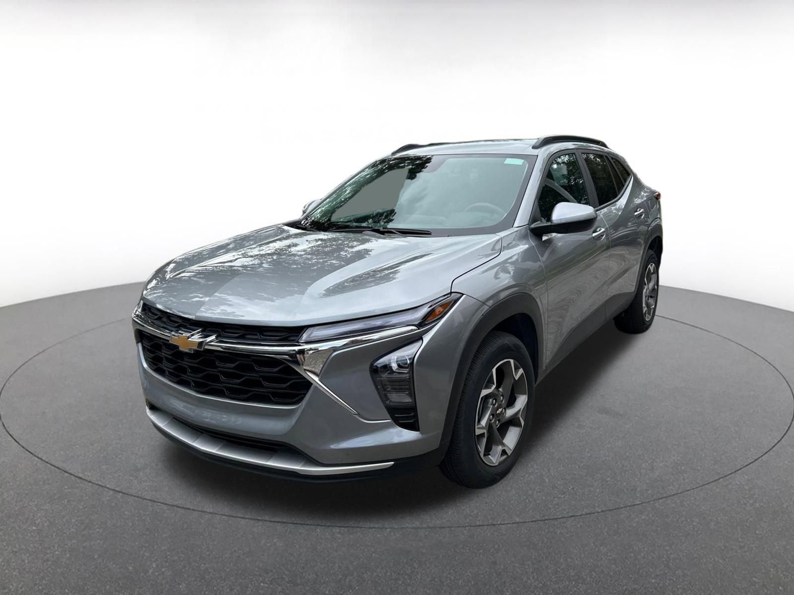 Thumbnail: 2025 Chevrolet Trax - 3